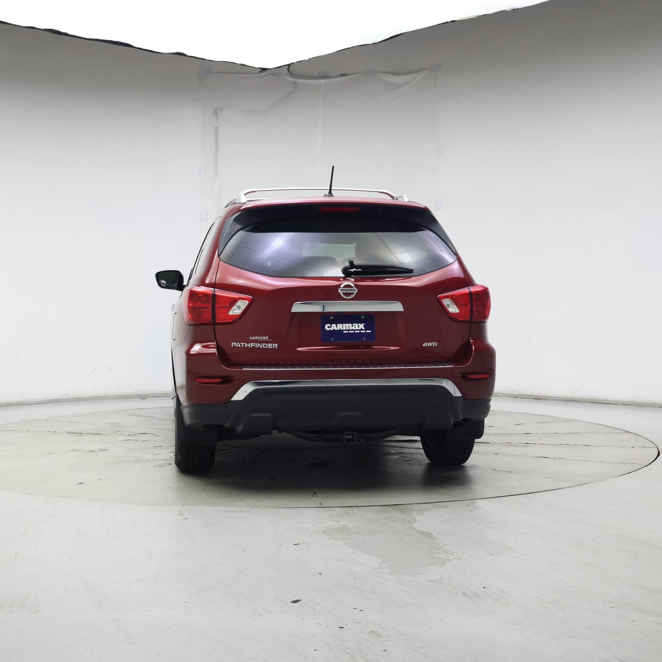 Thumbnail: 2017 Nissan Pathfinder - 6