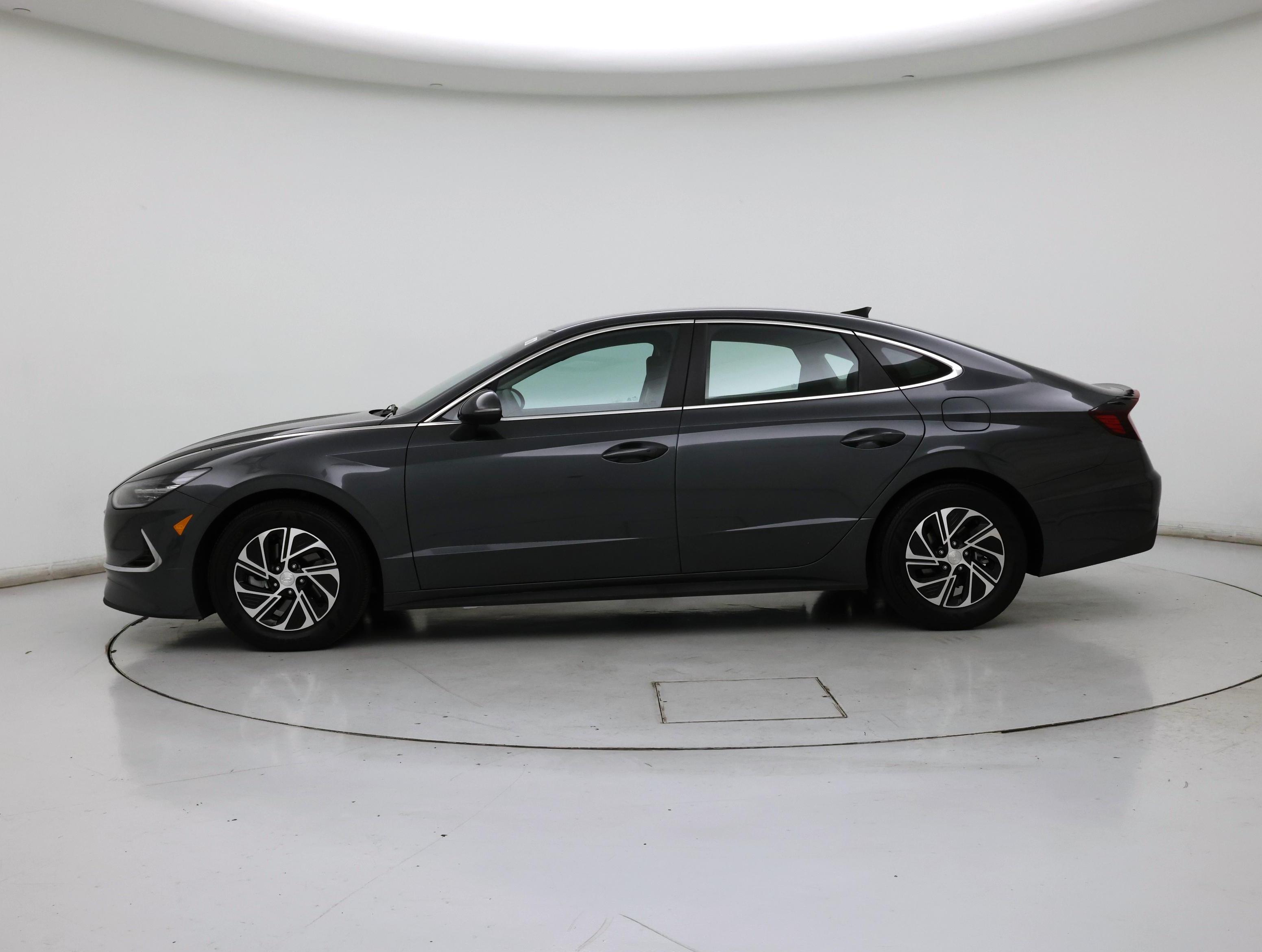 Thumbnail: 2023 Hyundai Sonata - 3