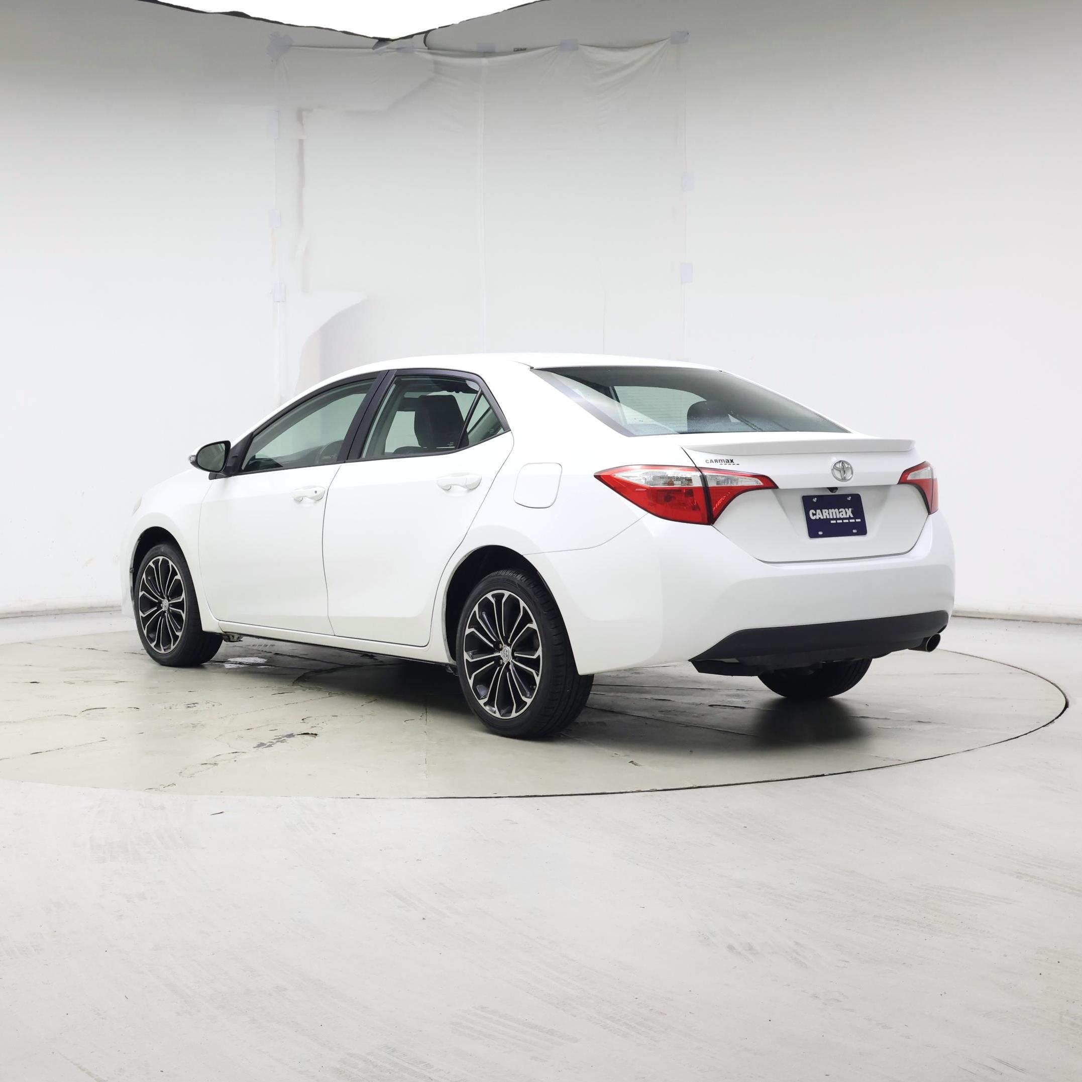 Thumbnail: 2016 Toyota Corolla - 2