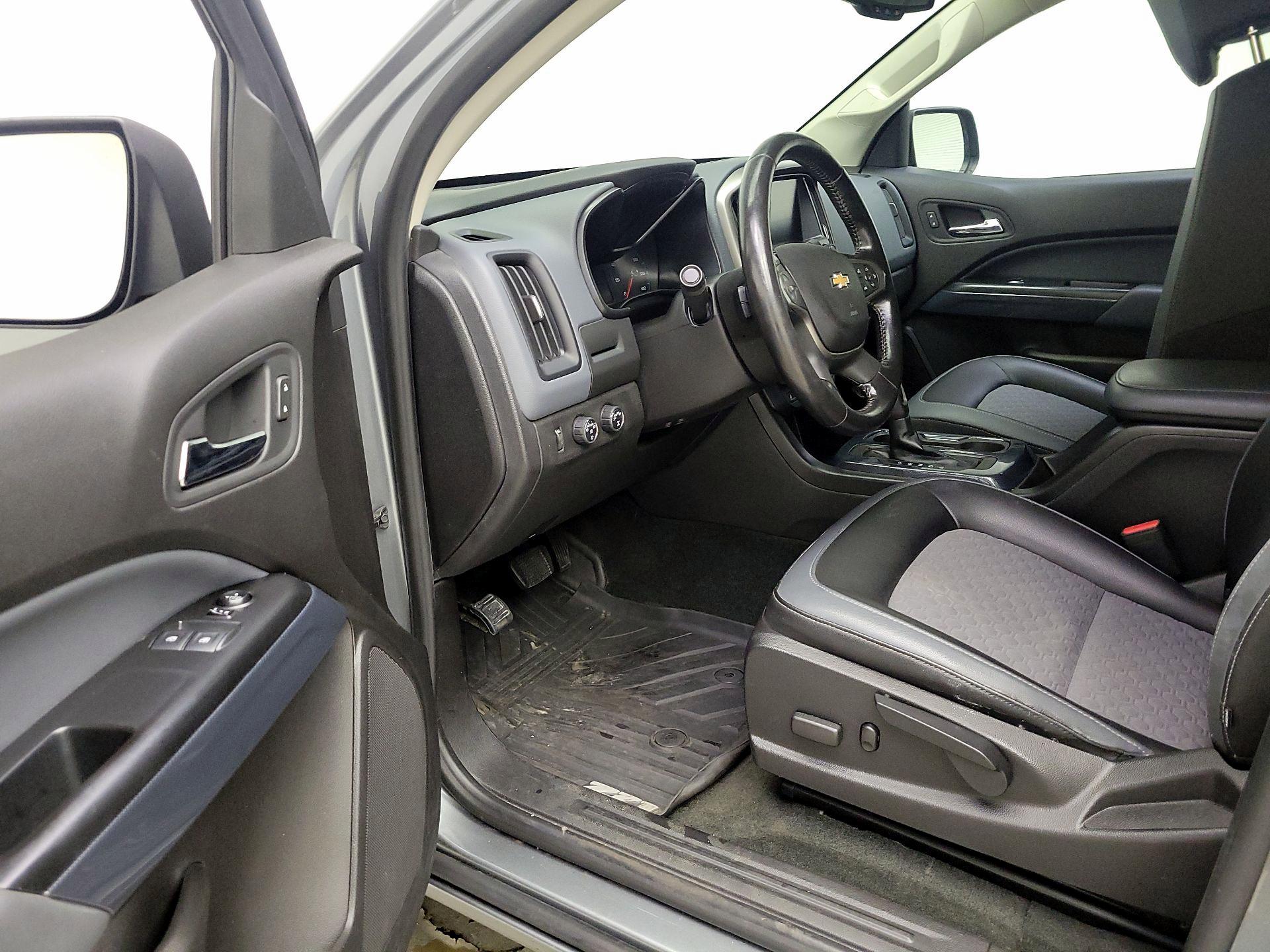 Thumbnail: 2018 Chevrolet Colorado - 11