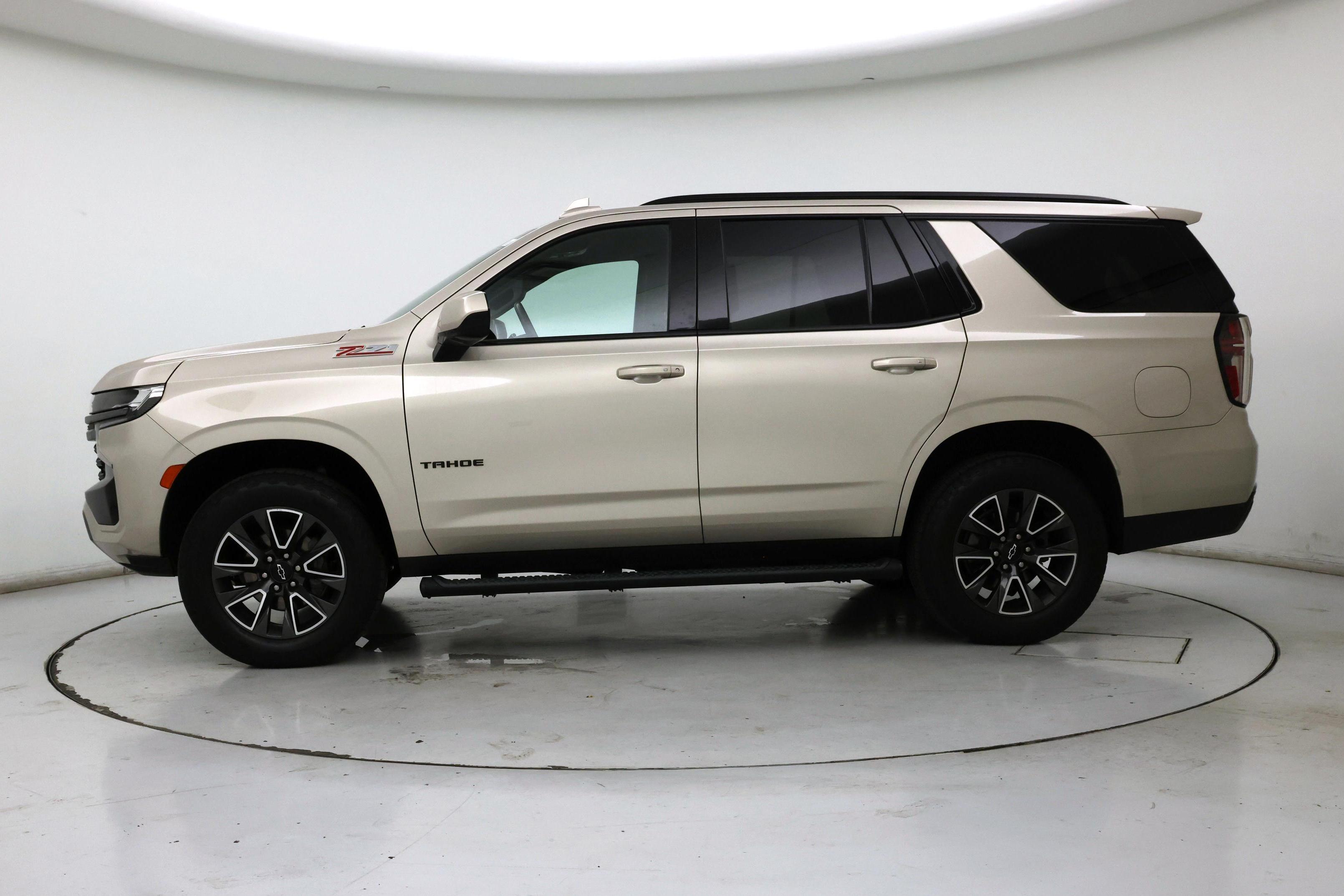 Thumbnail: 2021 Chevrolet Tahoe - 3