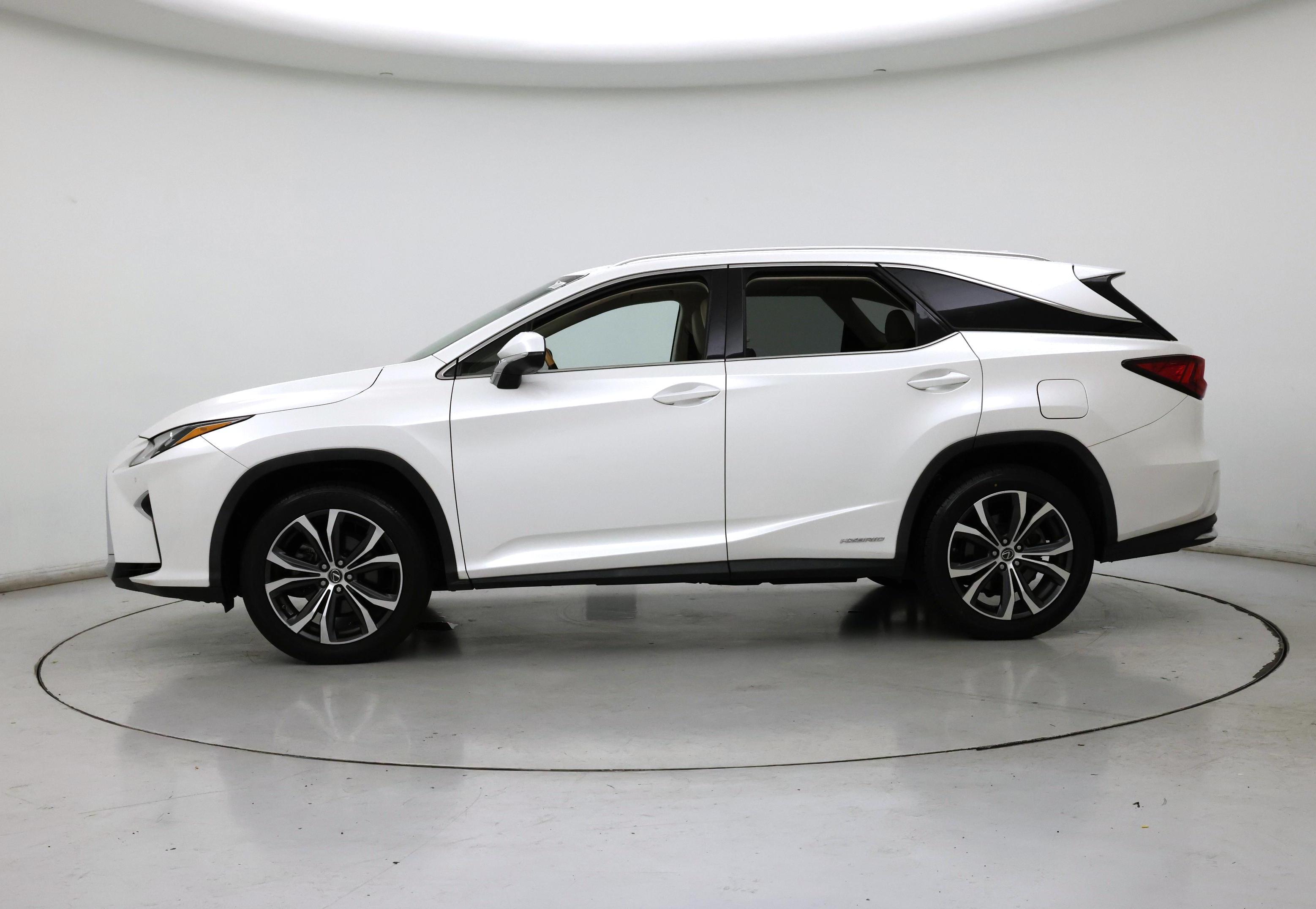 Thumbnail: 2018 Lexus RX - 3