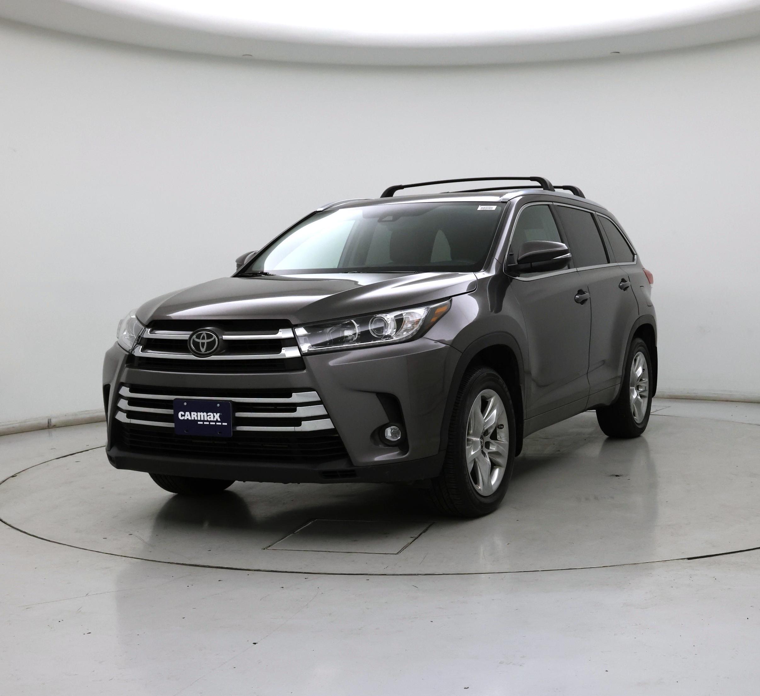 Thumbnail: 2019 Toyota Highlander - 4