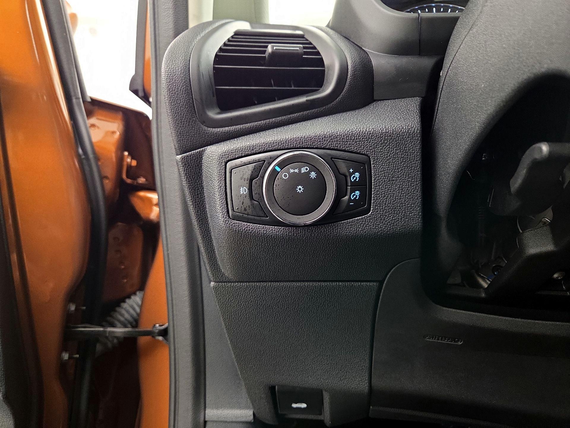 Thumbnail: 2020 Ford EcoSport - 13