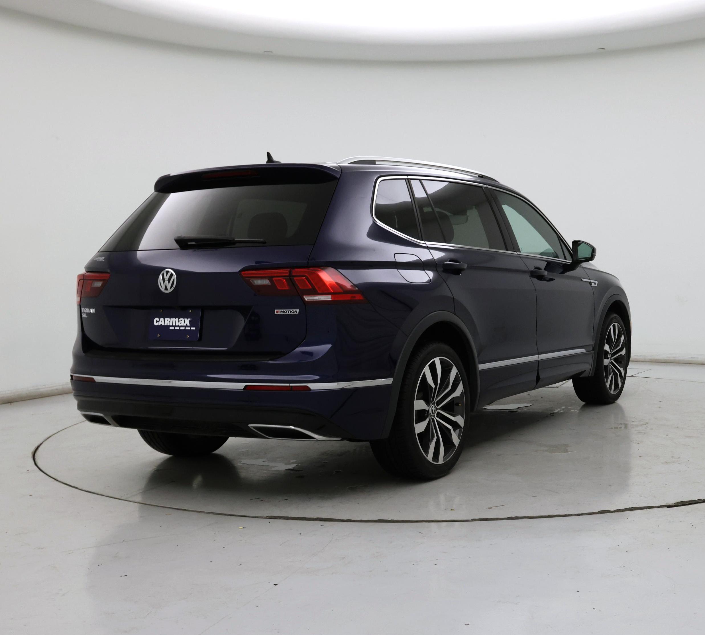 Thumbnail: 2021 Volkswagen Tiguan - 8