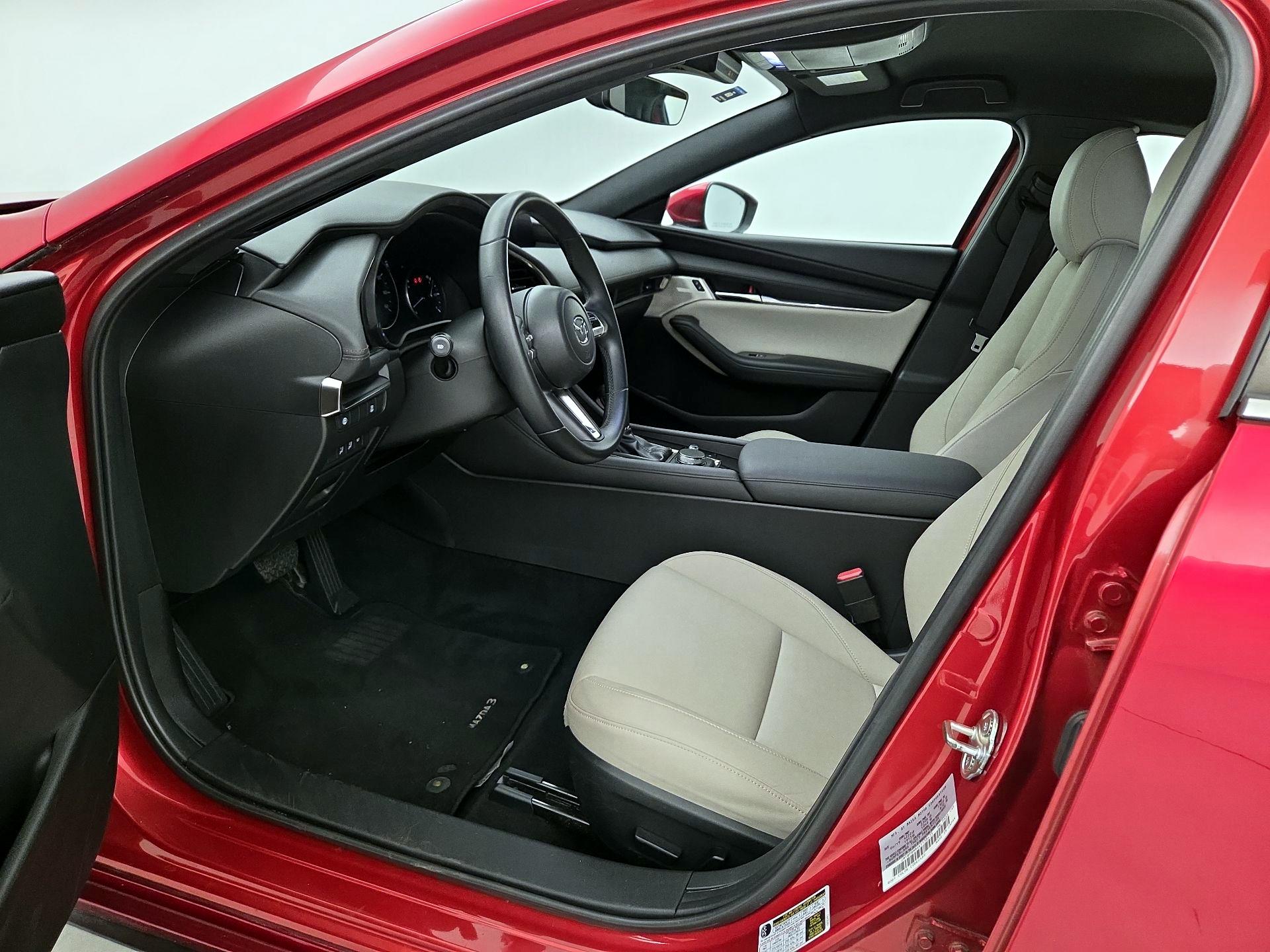 Thumbnail: 2019 Mazda Mazda3 - 11