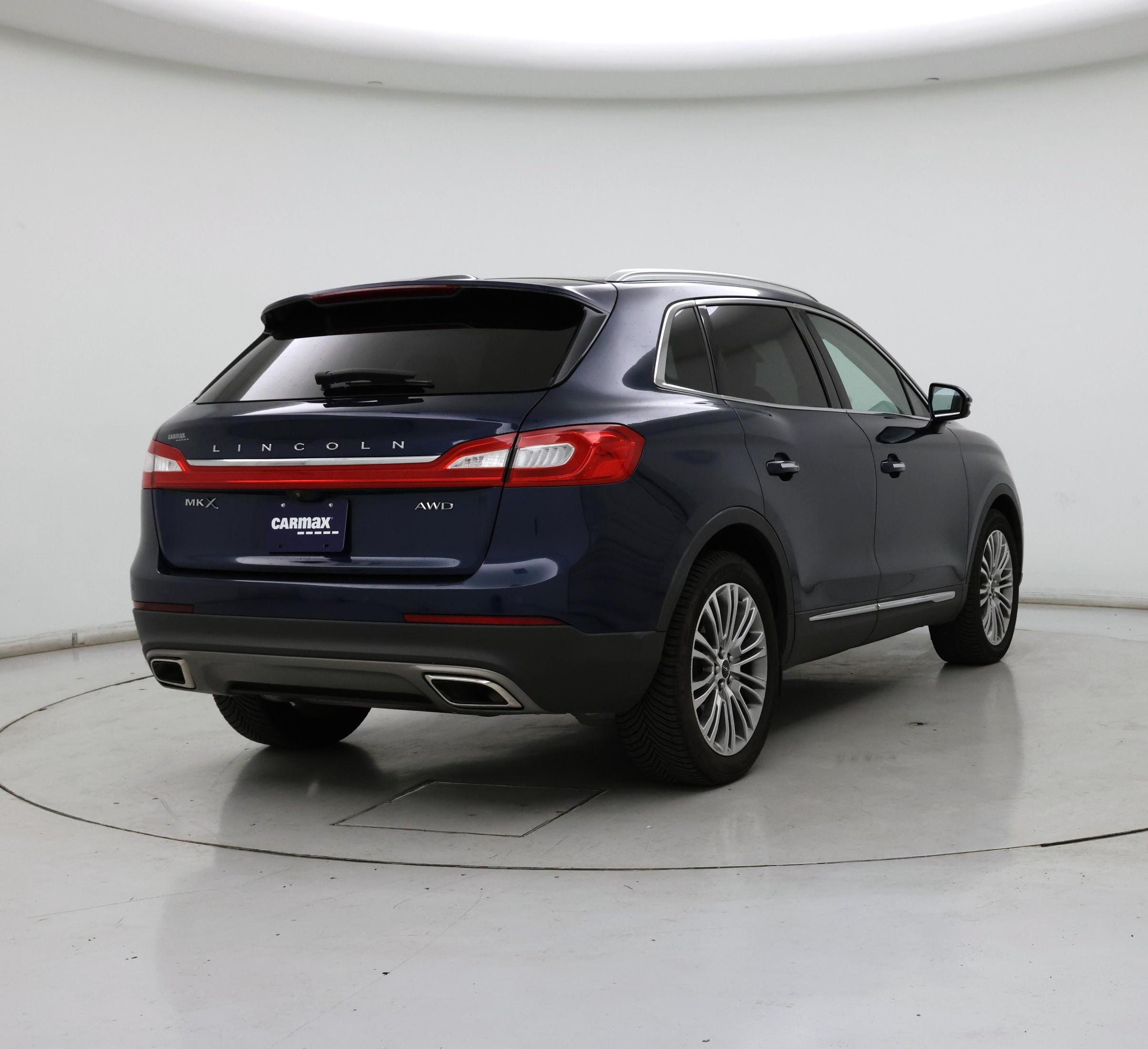 Thumbnail: 2017 Lincoln MKX - 8