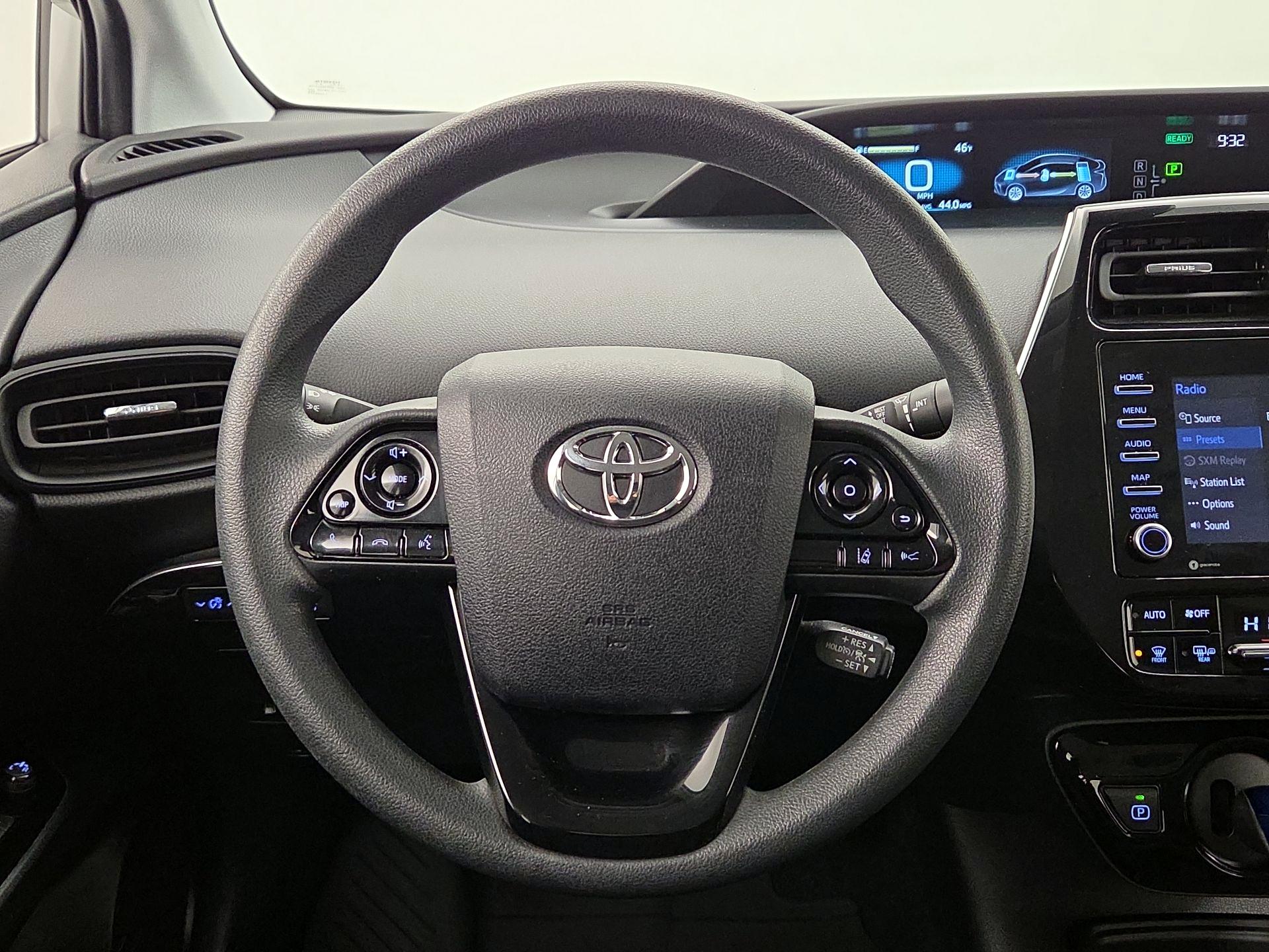 Thumbnail: 2022 Toyota Prius - 10