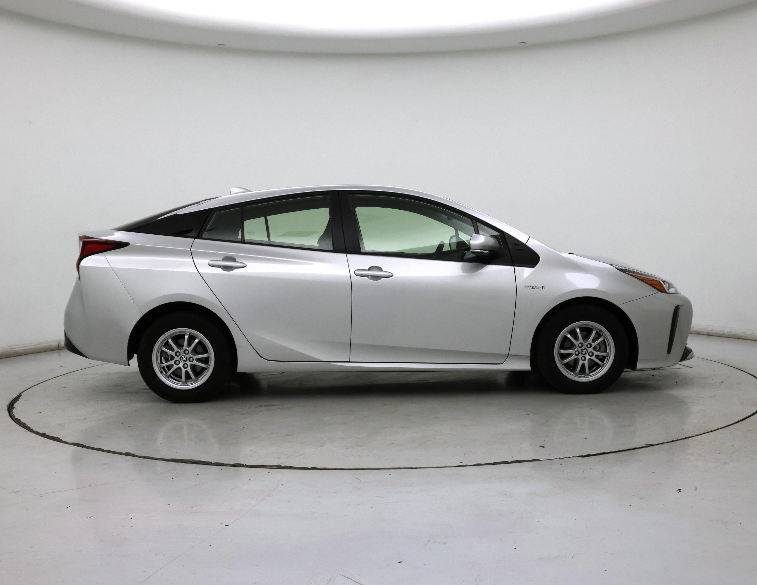 Thumbnail: 2022 Toyota Prius - 7