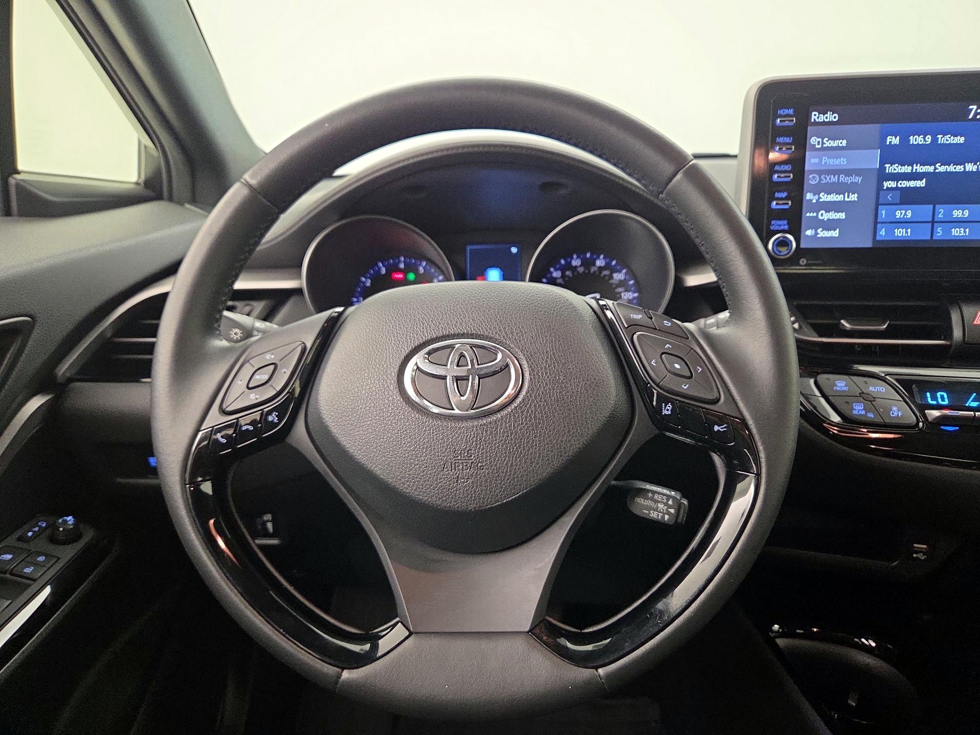 Thumbnail: 2021 Toyota C-HR - 10