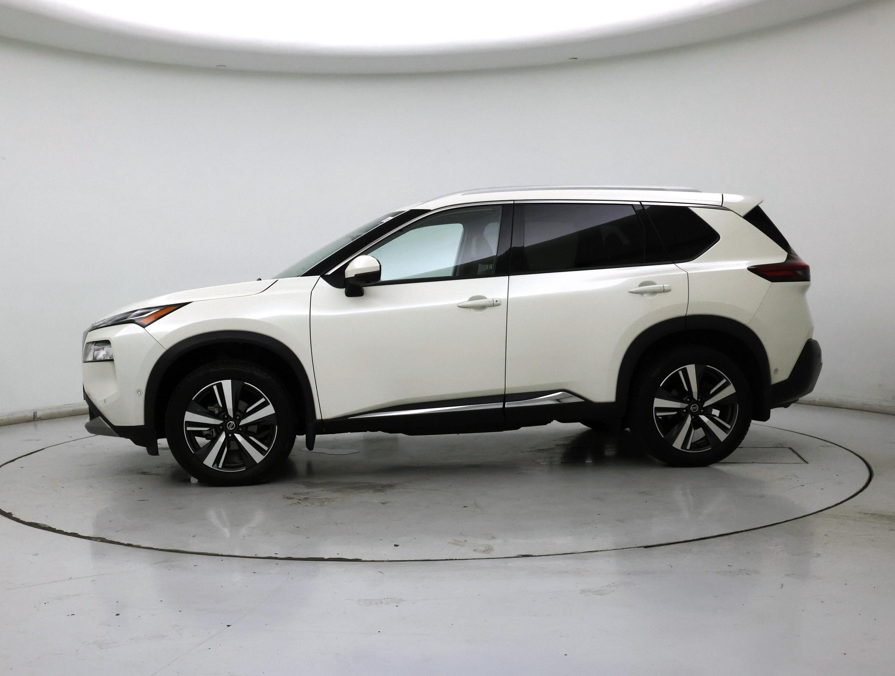 Thumbnail: 2021 Nissan Rogue - 3