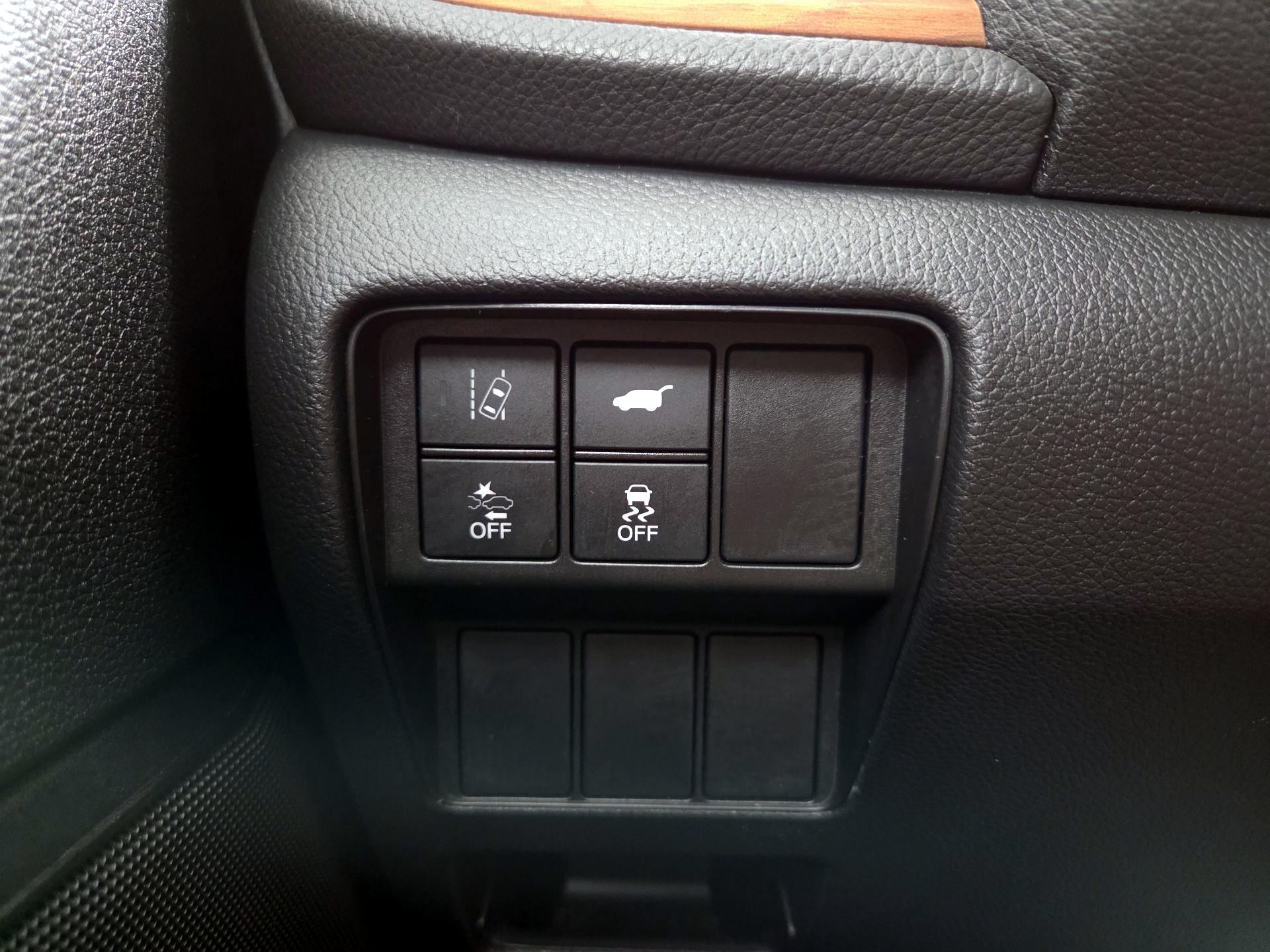 Thumbnail: 2017 Honda CR-V - 13
