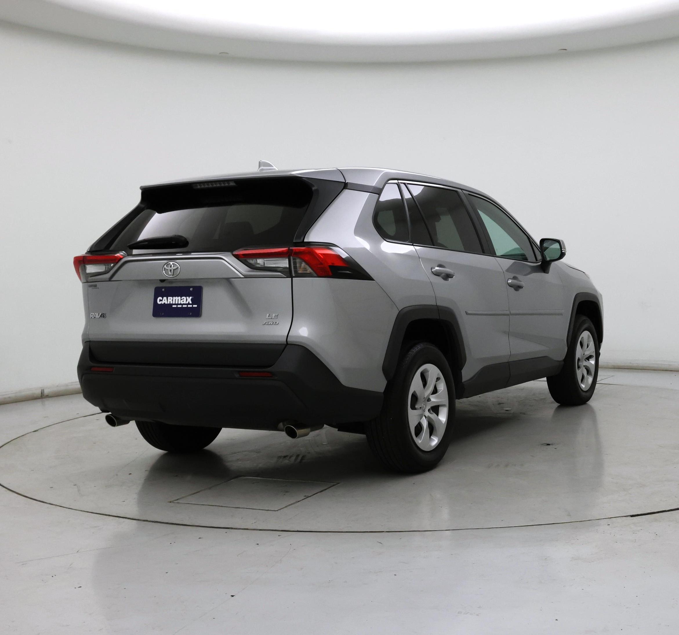 Thumbnail: 2022 Toyota RAV4 - 8