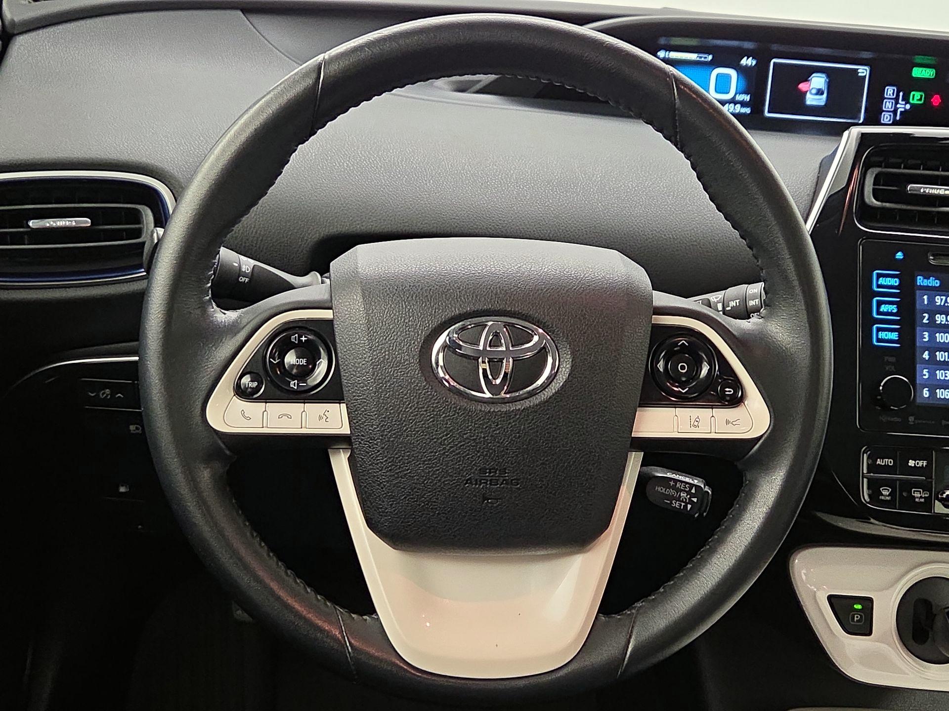 Thumbnail: 2016 Toyota Prius - 10