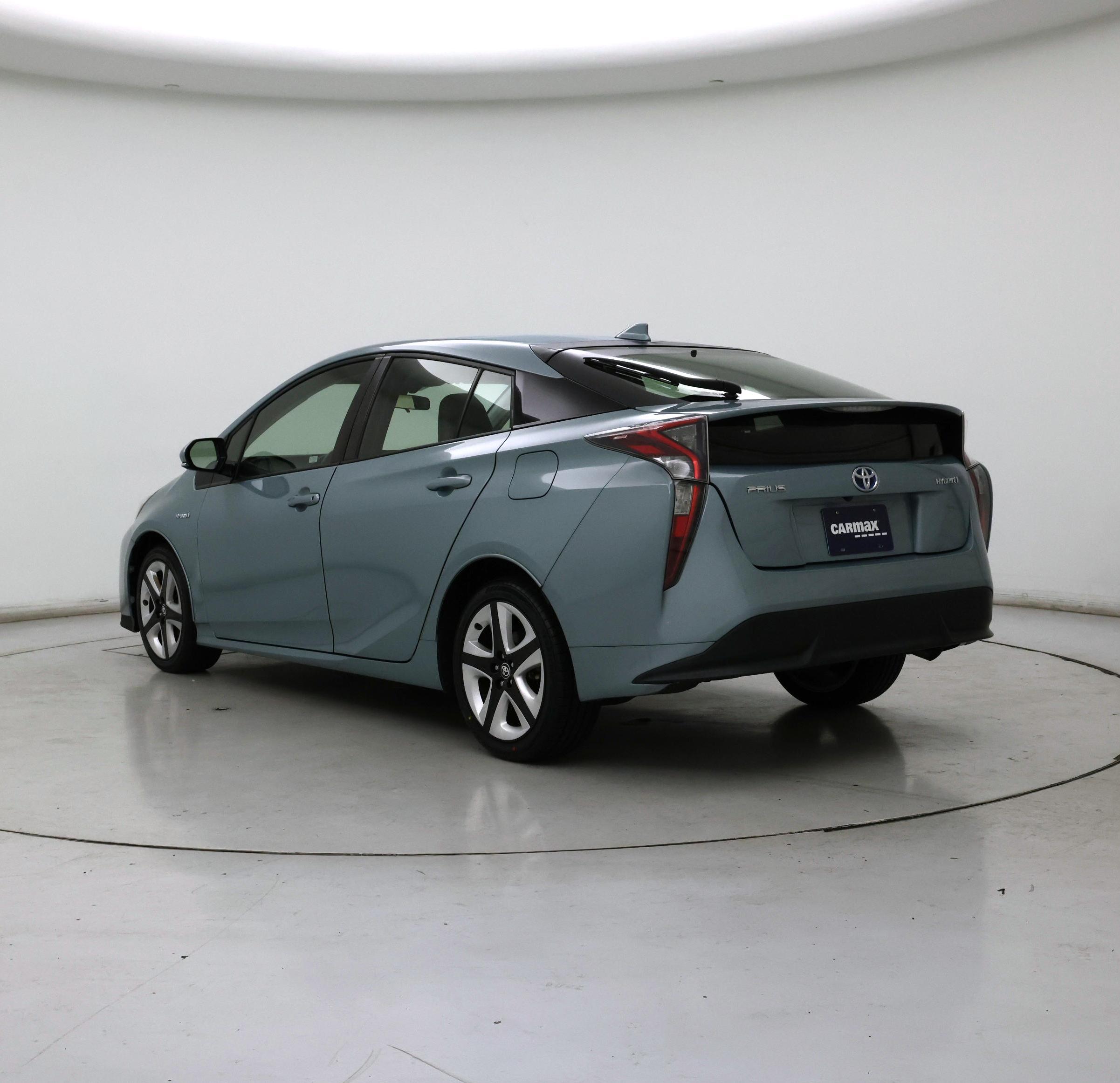 Thumbnail: 2016 Toyota Prius - 2