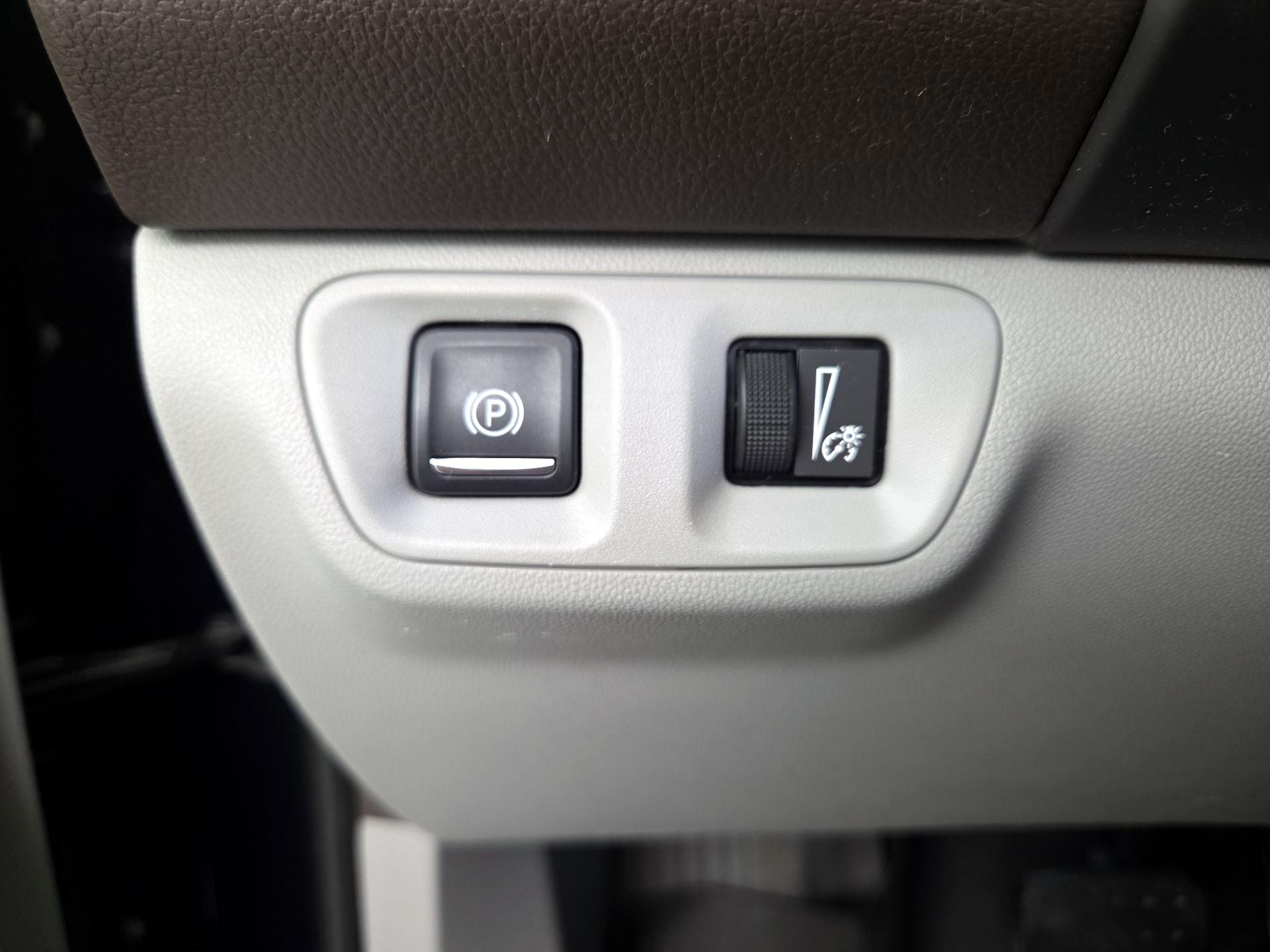 Thumbnail: 2017 GMC Acadia - 13