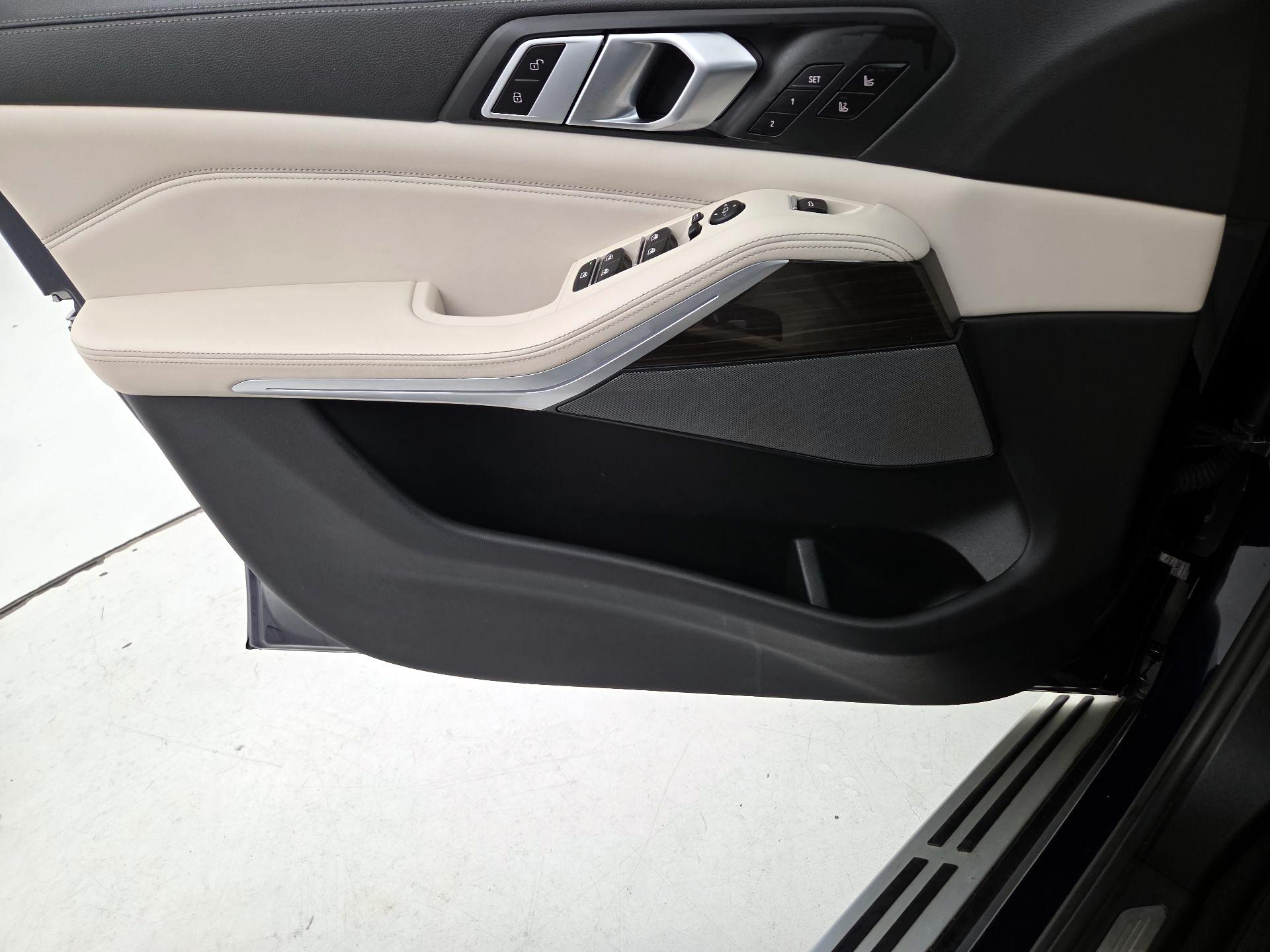 Thumbnail: 2020 BMW X5 - 12