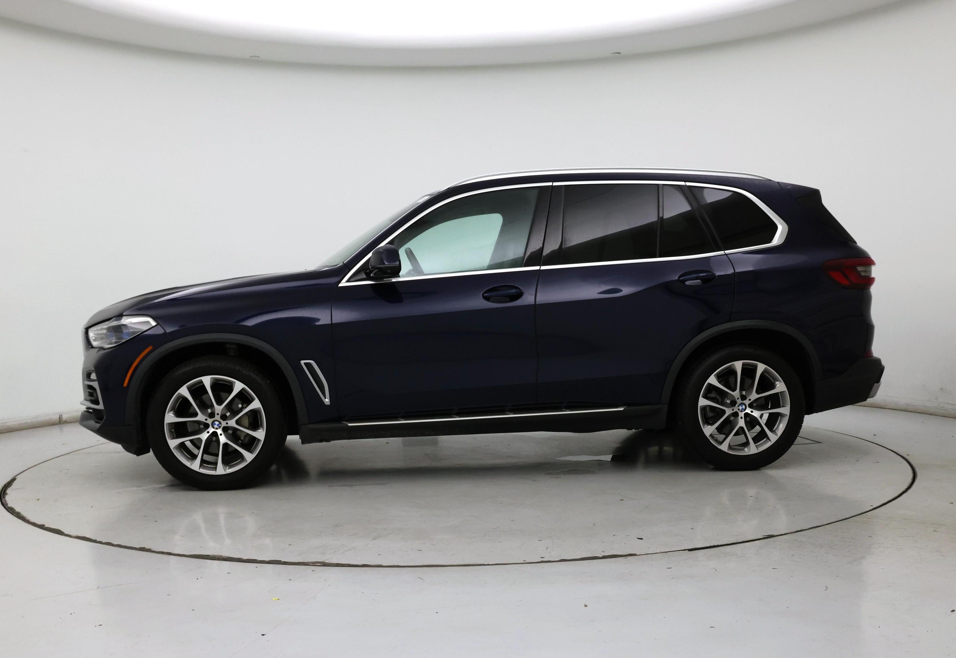 Thumbnail: 2020 BMW X5 - 3
