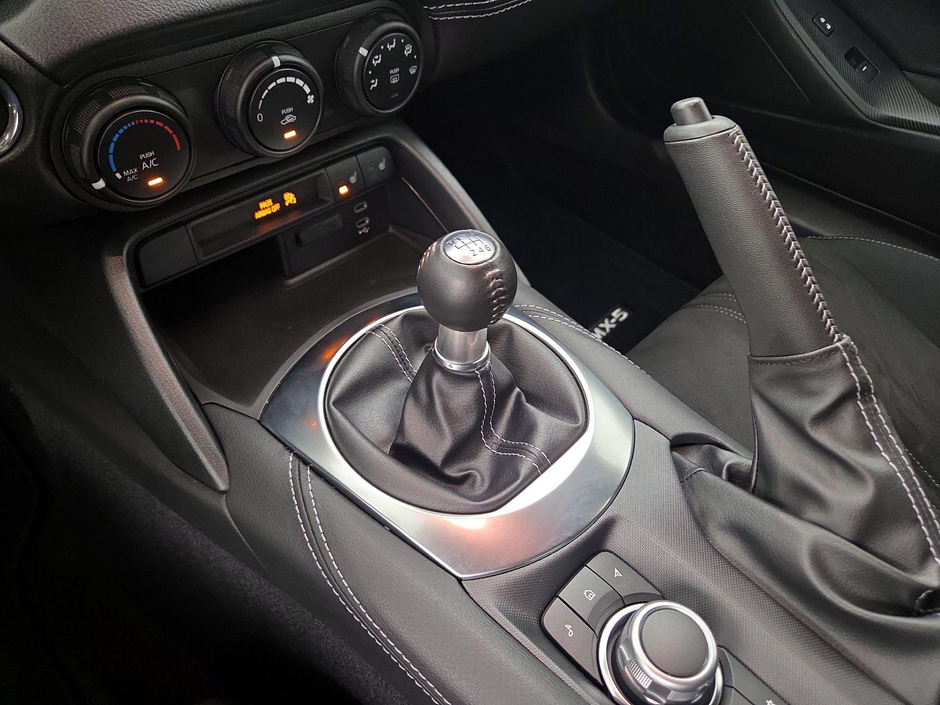 Thumbnail: 2024 Mazda MX-5 Miata - 17