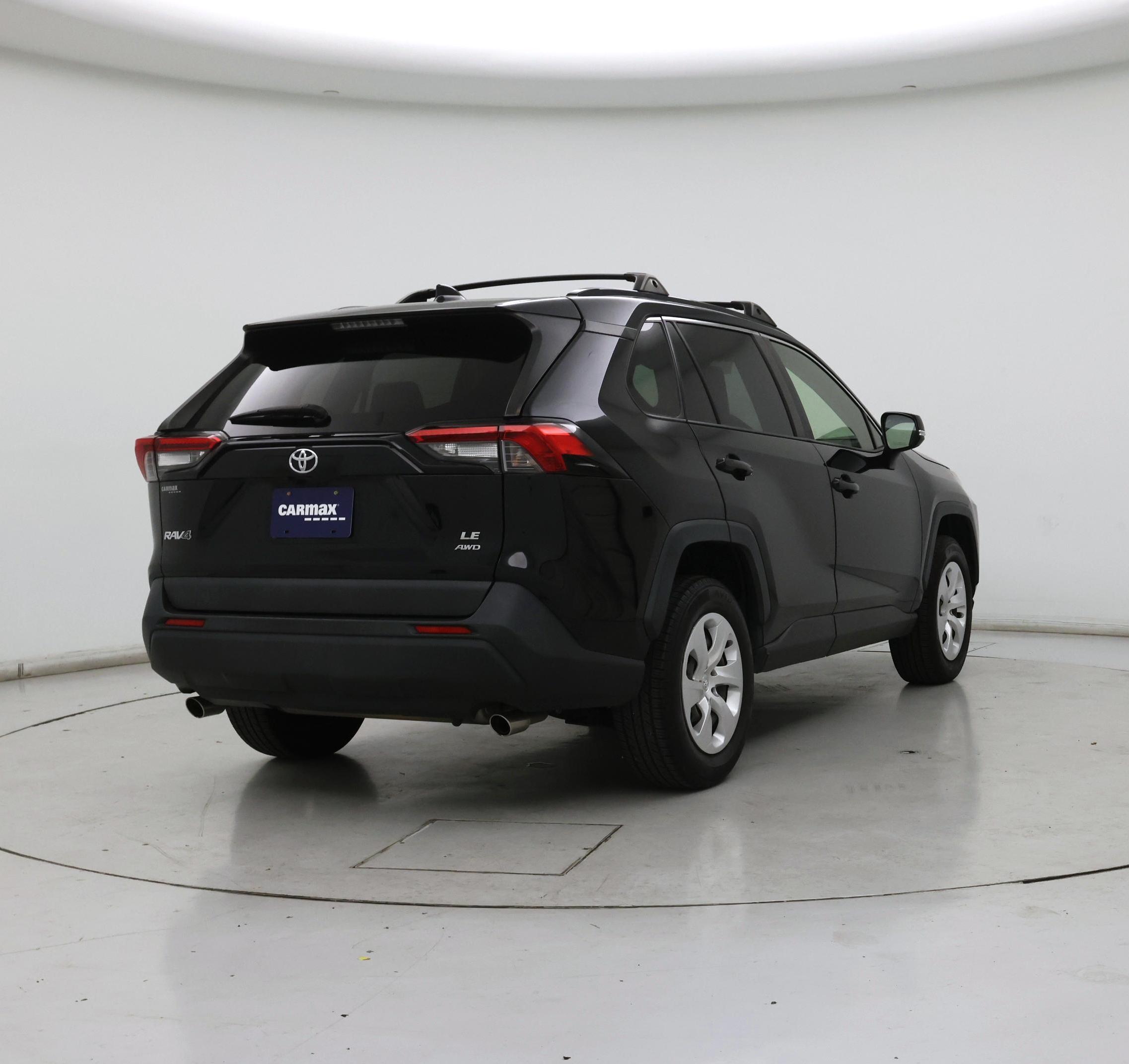 Thumbnail: 2019 Toyota RAV4 - 8