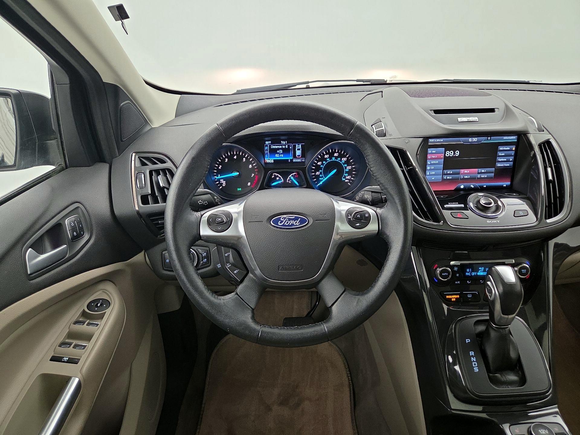 Thumbnail: 2015 Ford Escape - 10