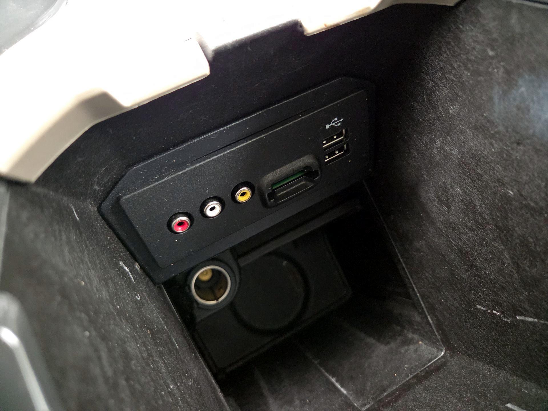 Thumbnail: 2015 Ford Escape - 18