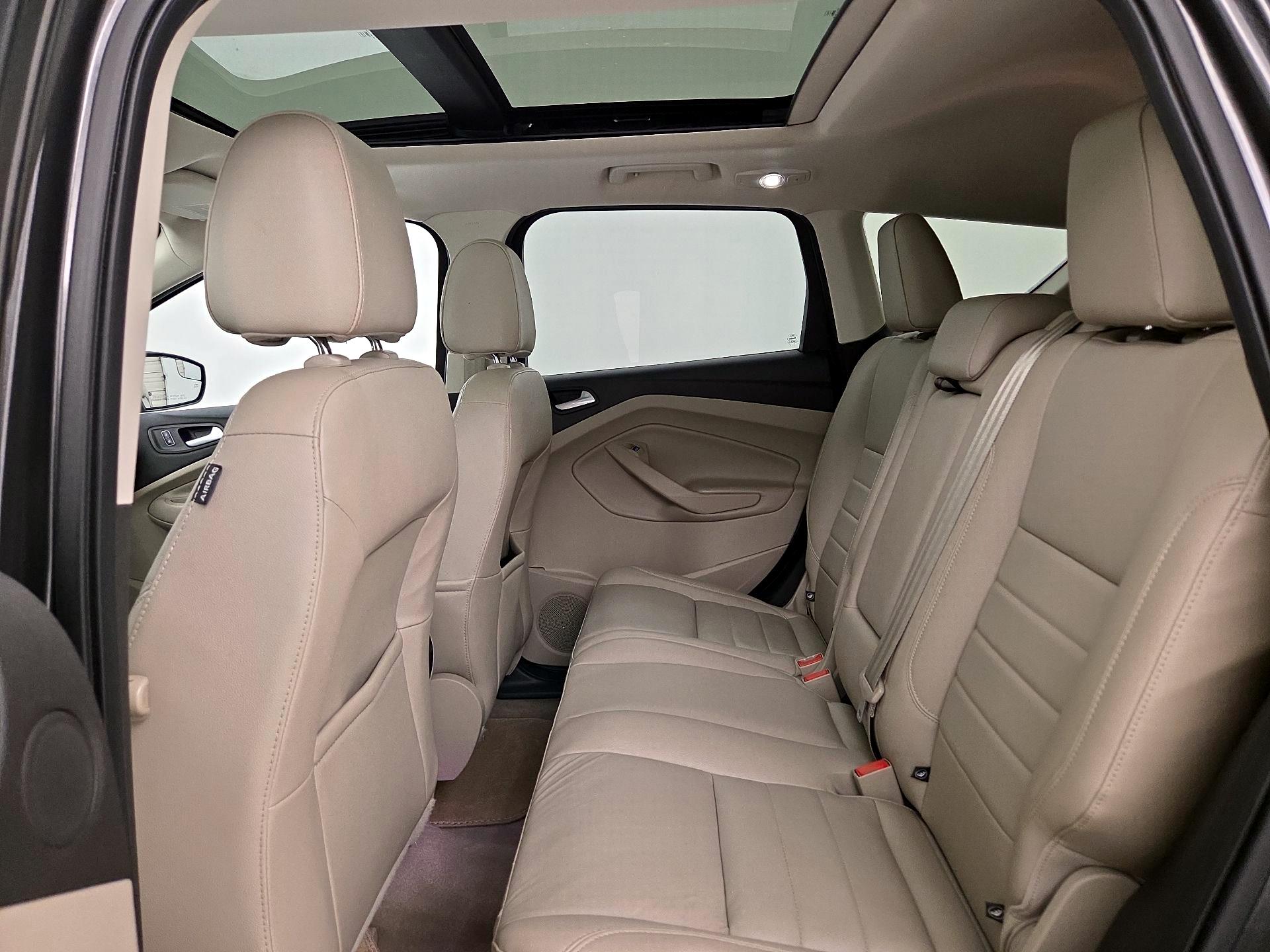 Thumbnail: 2015 Ford Escape - 20