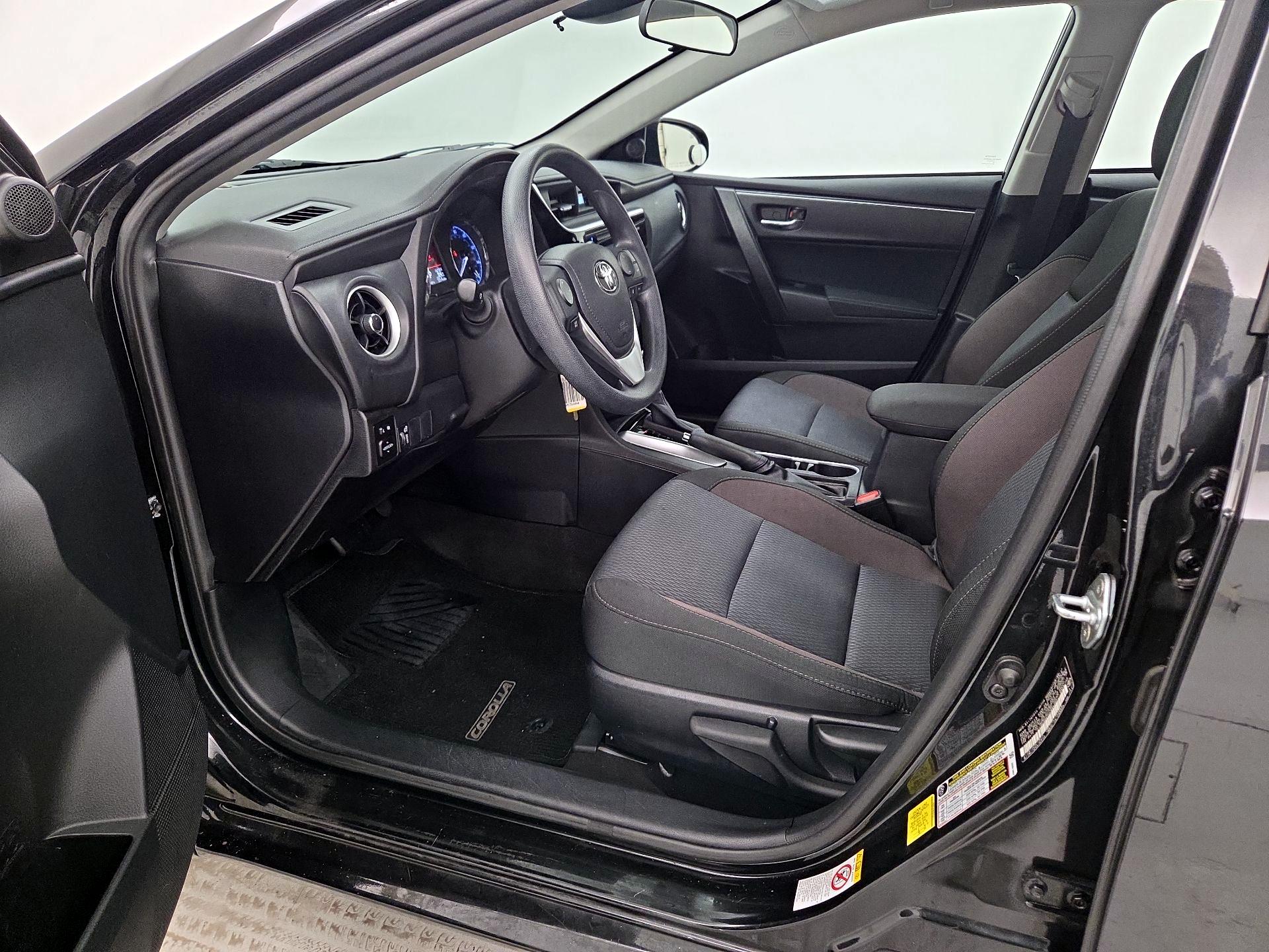 Thumbnail: 2017 Toyota Corolla - 11