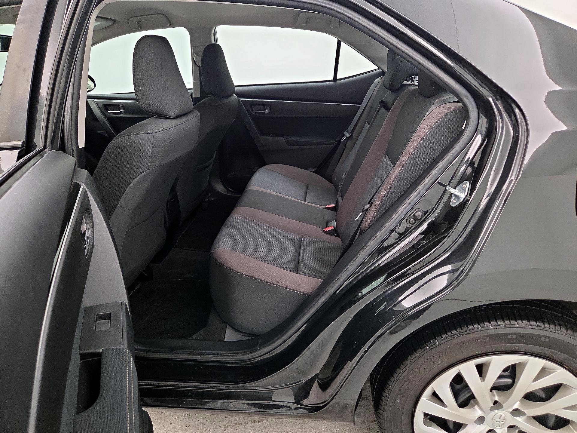 Thumbnail: 2017 Toyota Corolla - 19