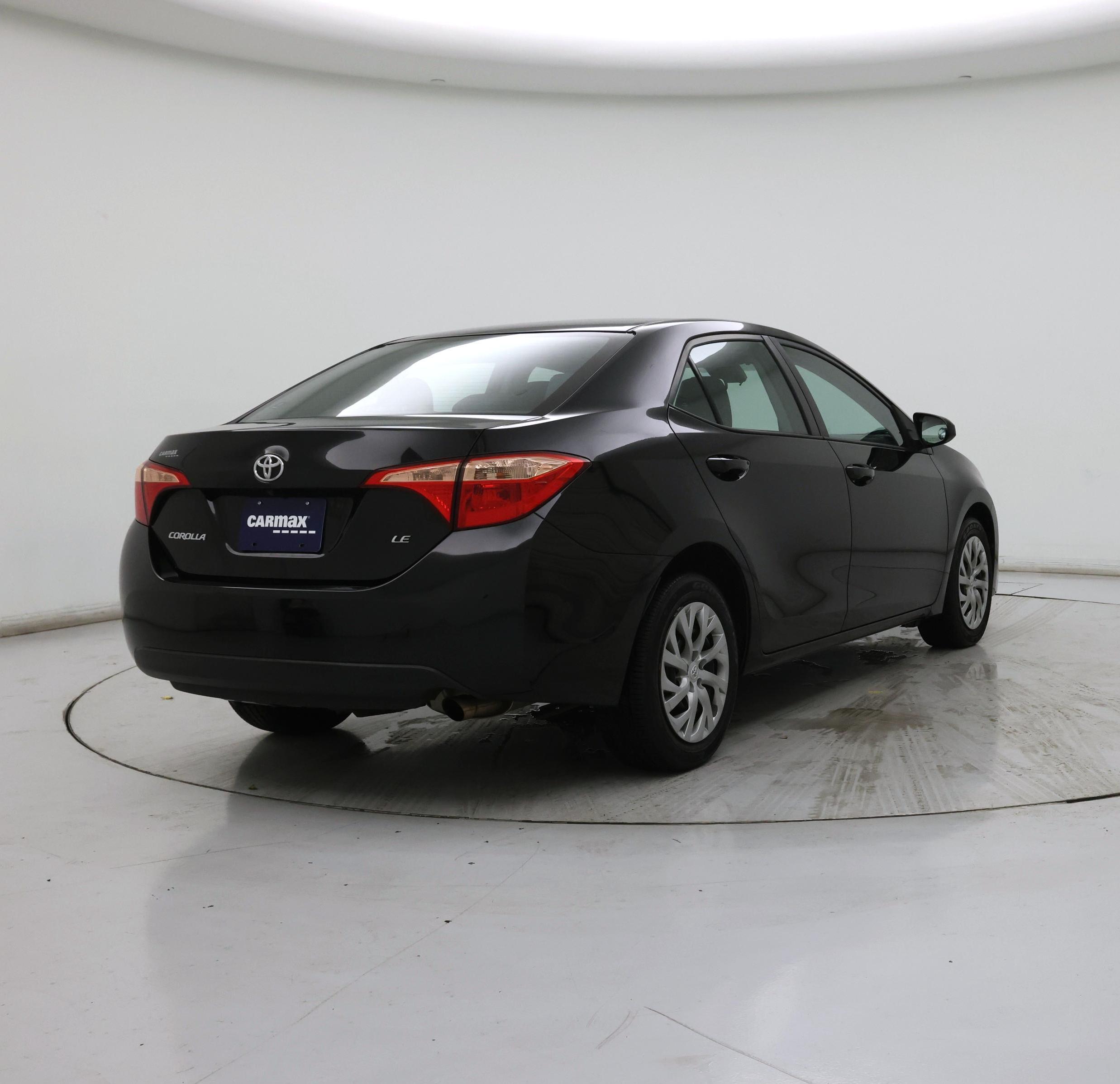 Thumbnail: 2017 Toyota Corolla - 8