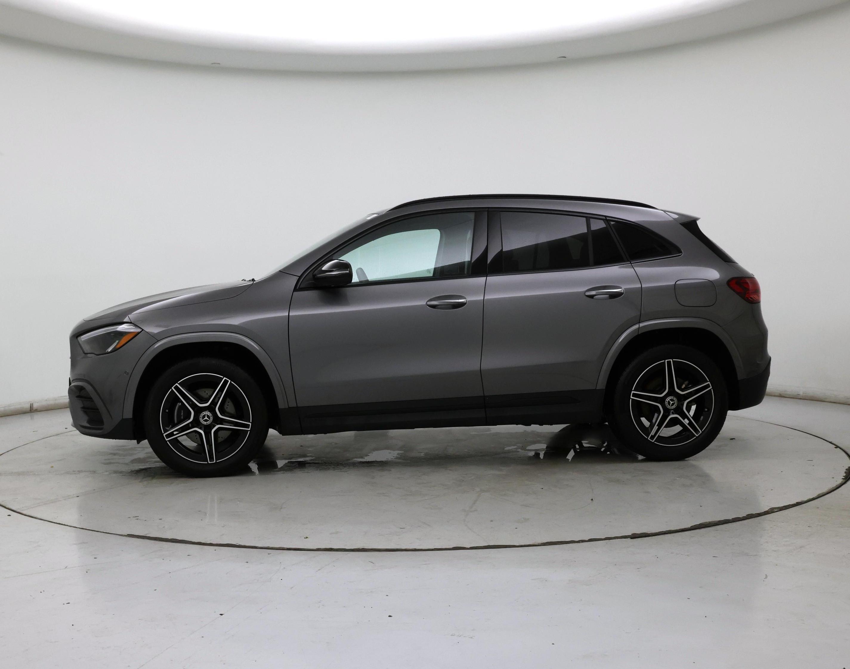 Thumbnail: 2024 Mercedes-Benz GLA - 3