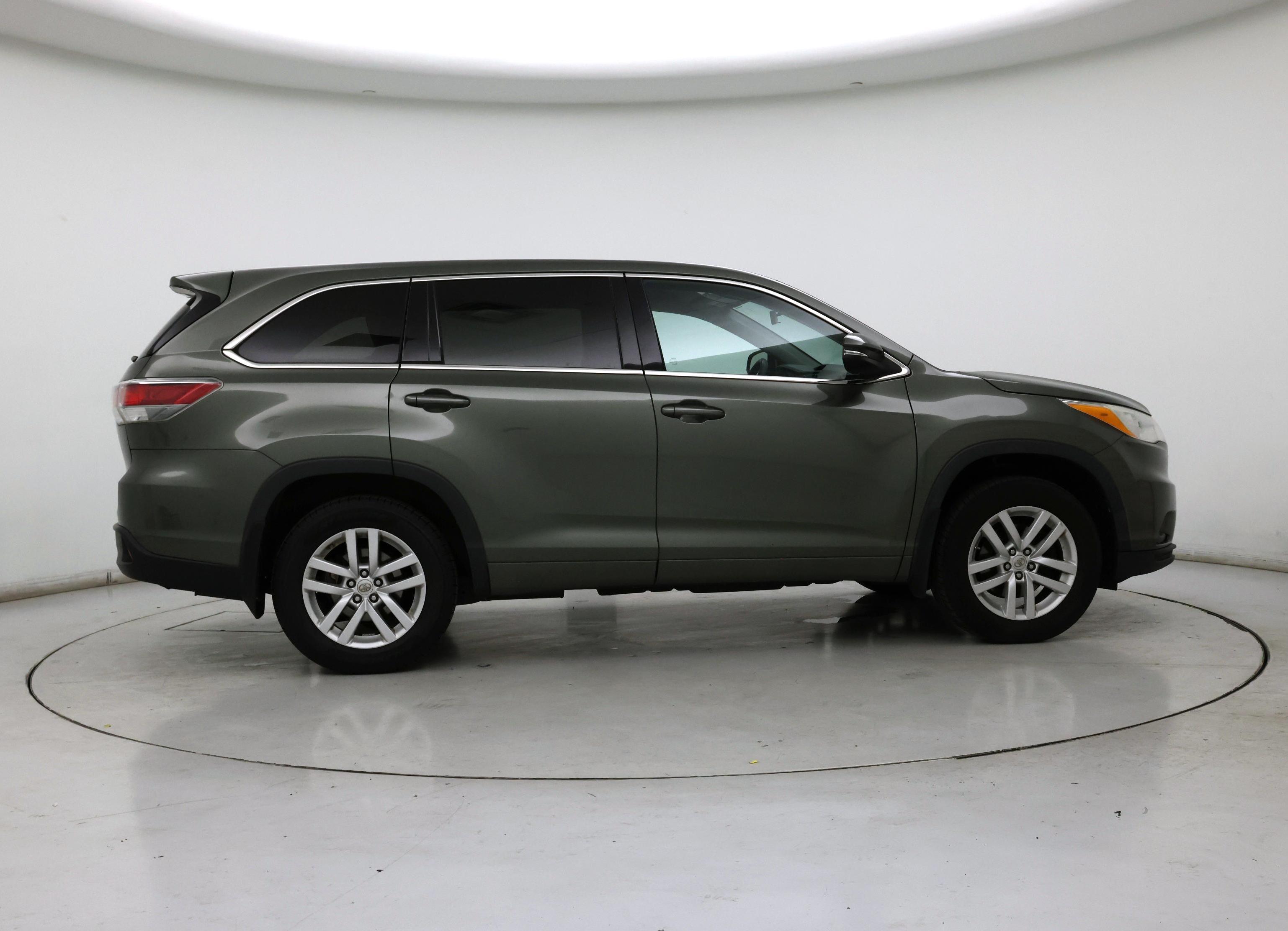Thumbnail: 2014 Toyota Highlander - 7