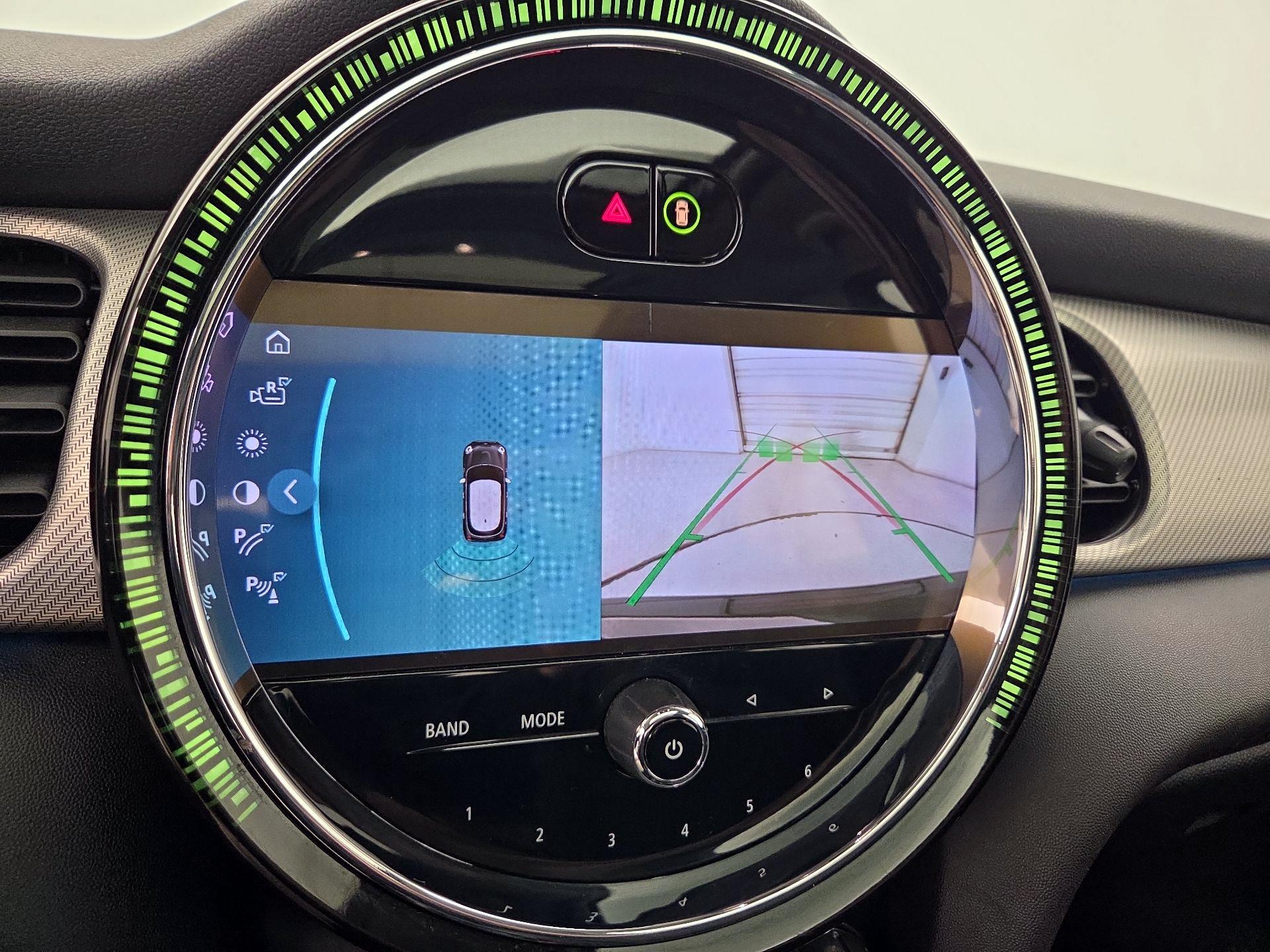 Thumbnail: 2022 MINI Cooper Hardtop - 14