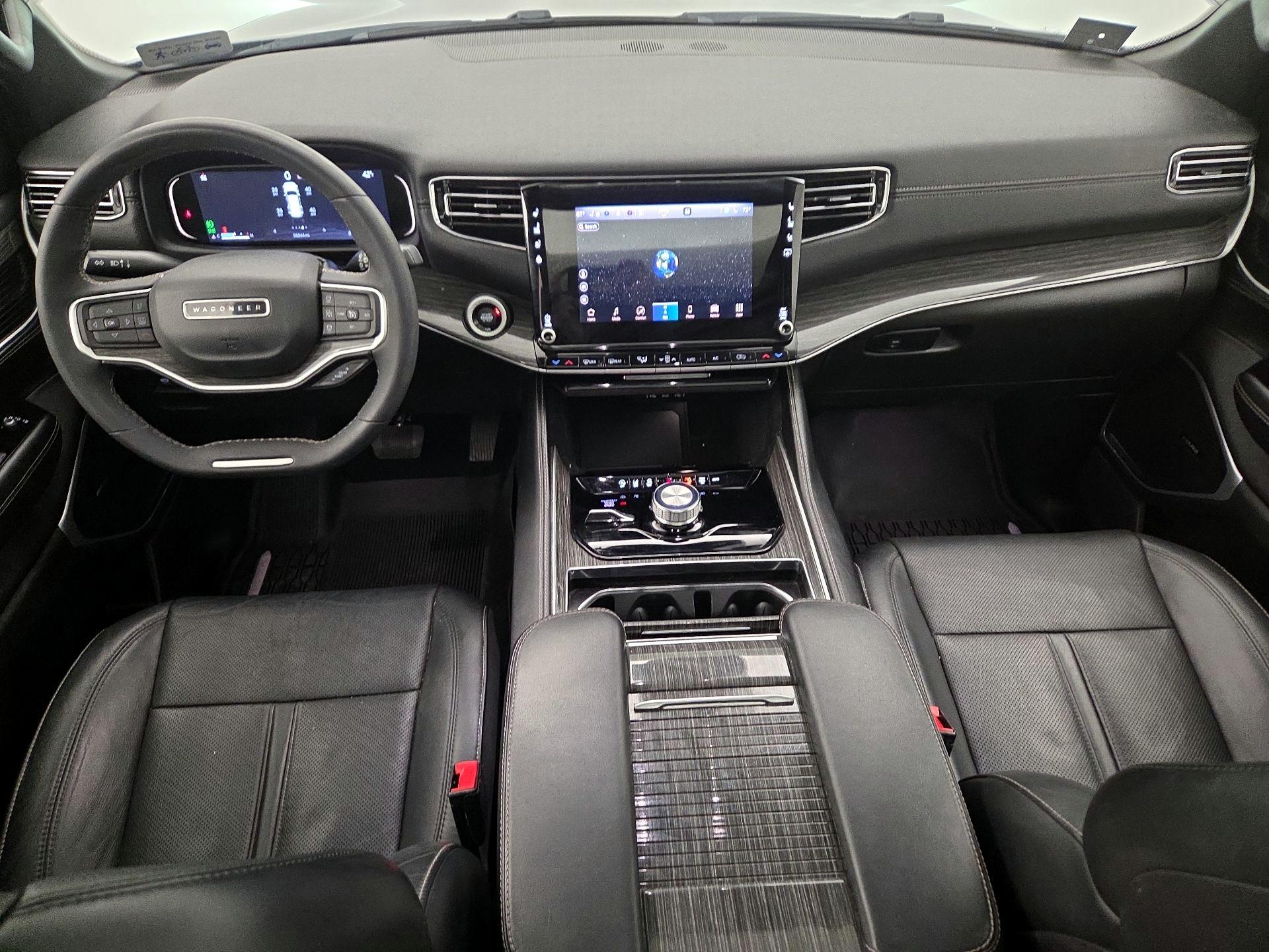 Thumbnail: 2022 Jeep Wagoneer - 9