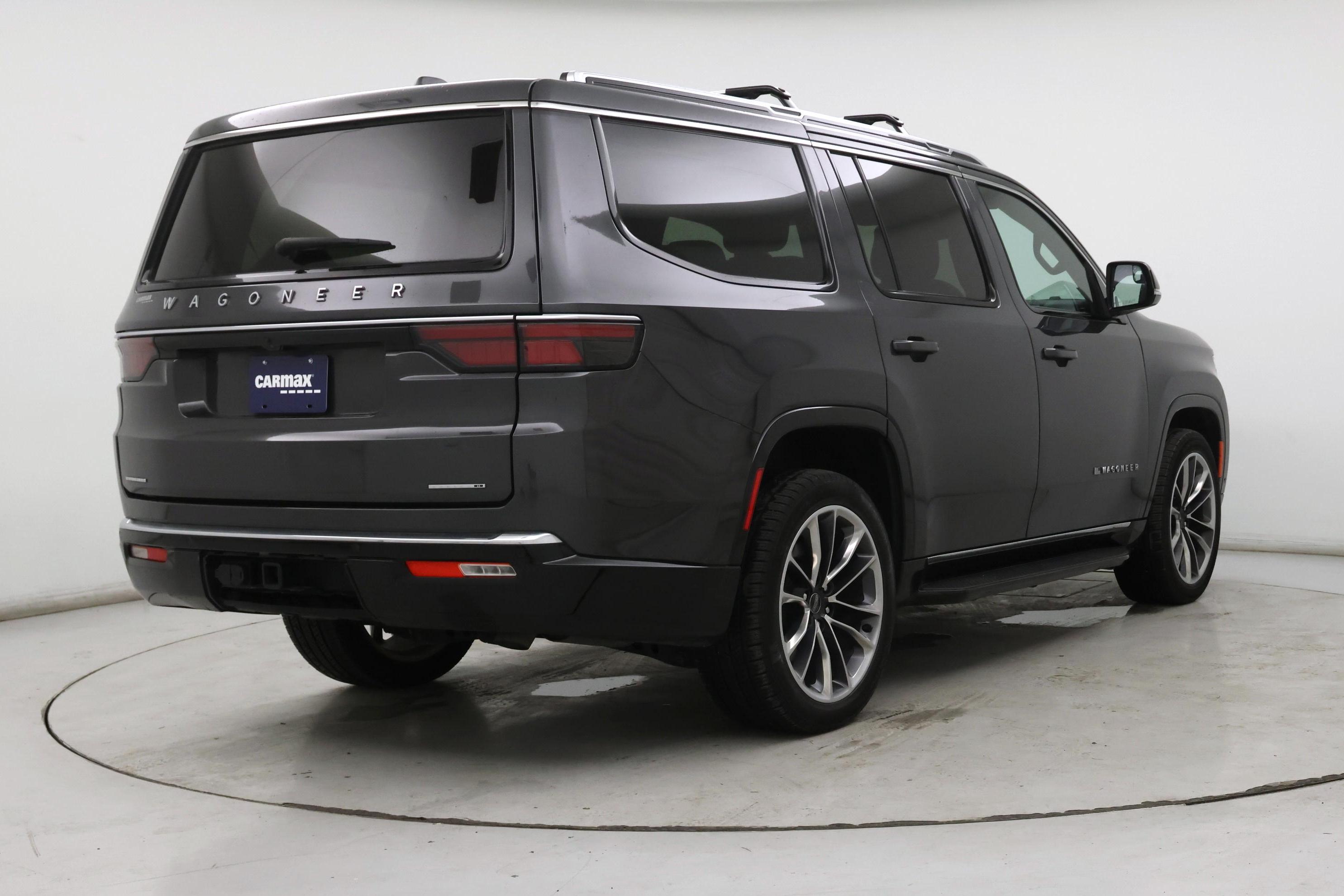 Thumbnail: 2022 Jeep Wagoneer - 8