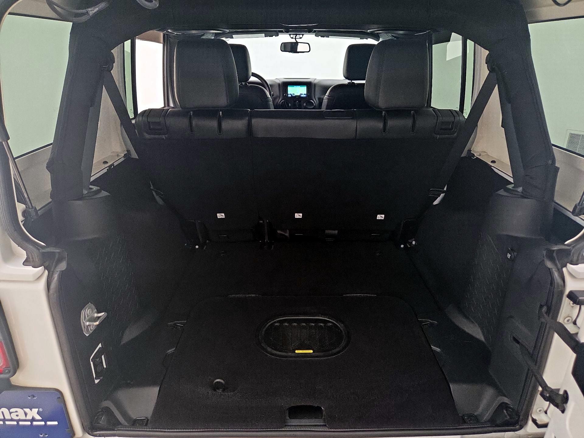 Thumbnail: 2017 Jeep Wrangler - 20