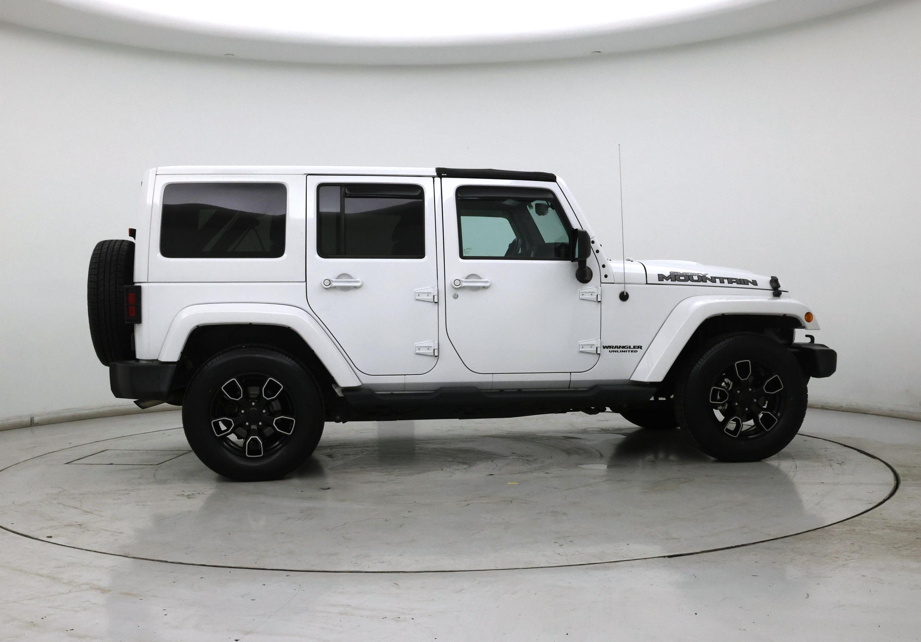 Thumbnail: 2017 Jeep Wrangler - 7