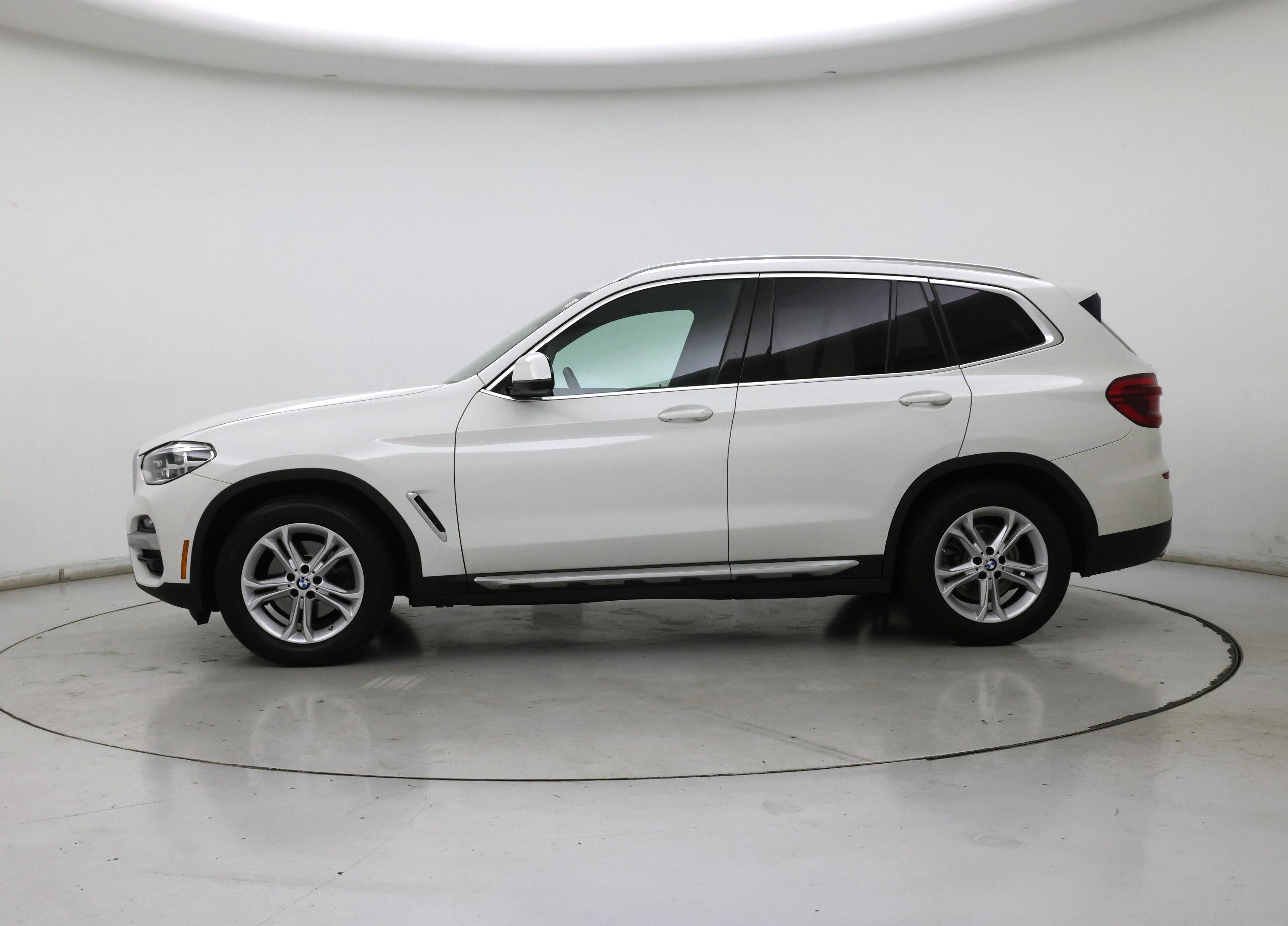 Thumbnail: 2021 BMW X3 - 3