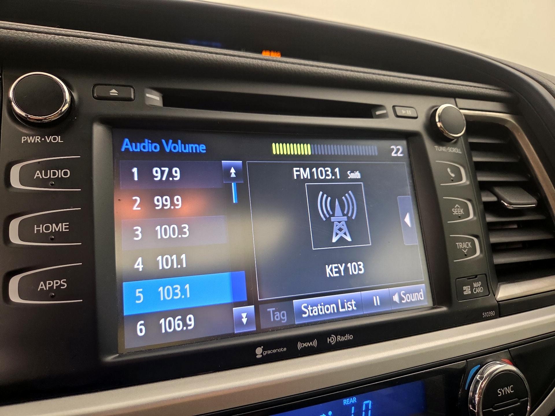 Thumbnail: 2019 Toyota Highlander - 15