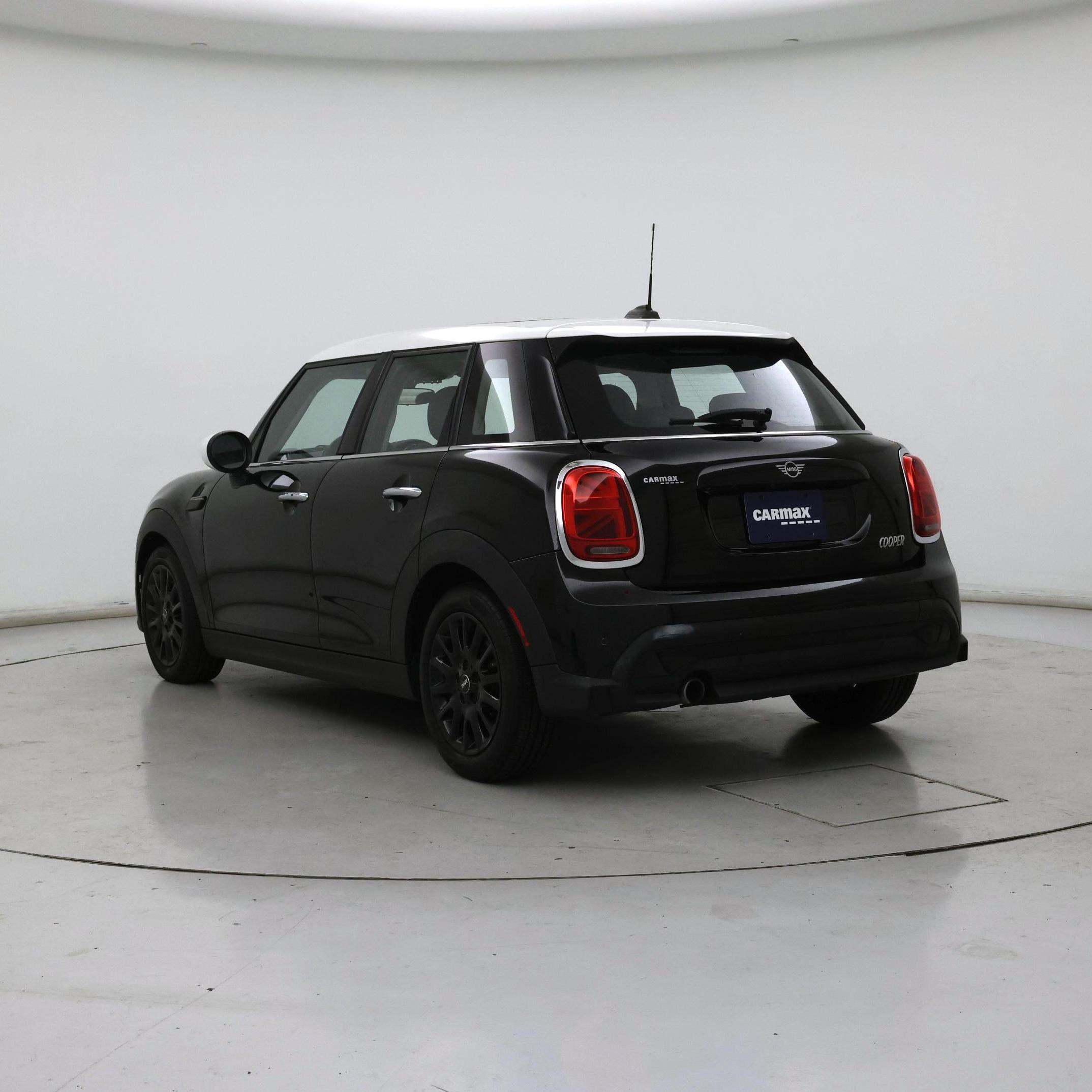 Thumbnail: 2022 MINI Cooper Hardtop - 2
