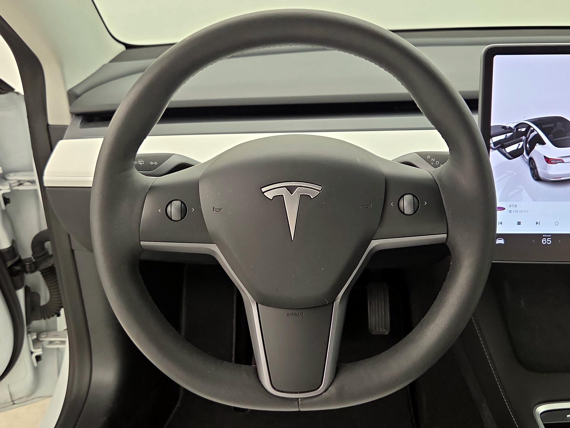 Thumbnail: 2022 Tesla Model 3 - 10