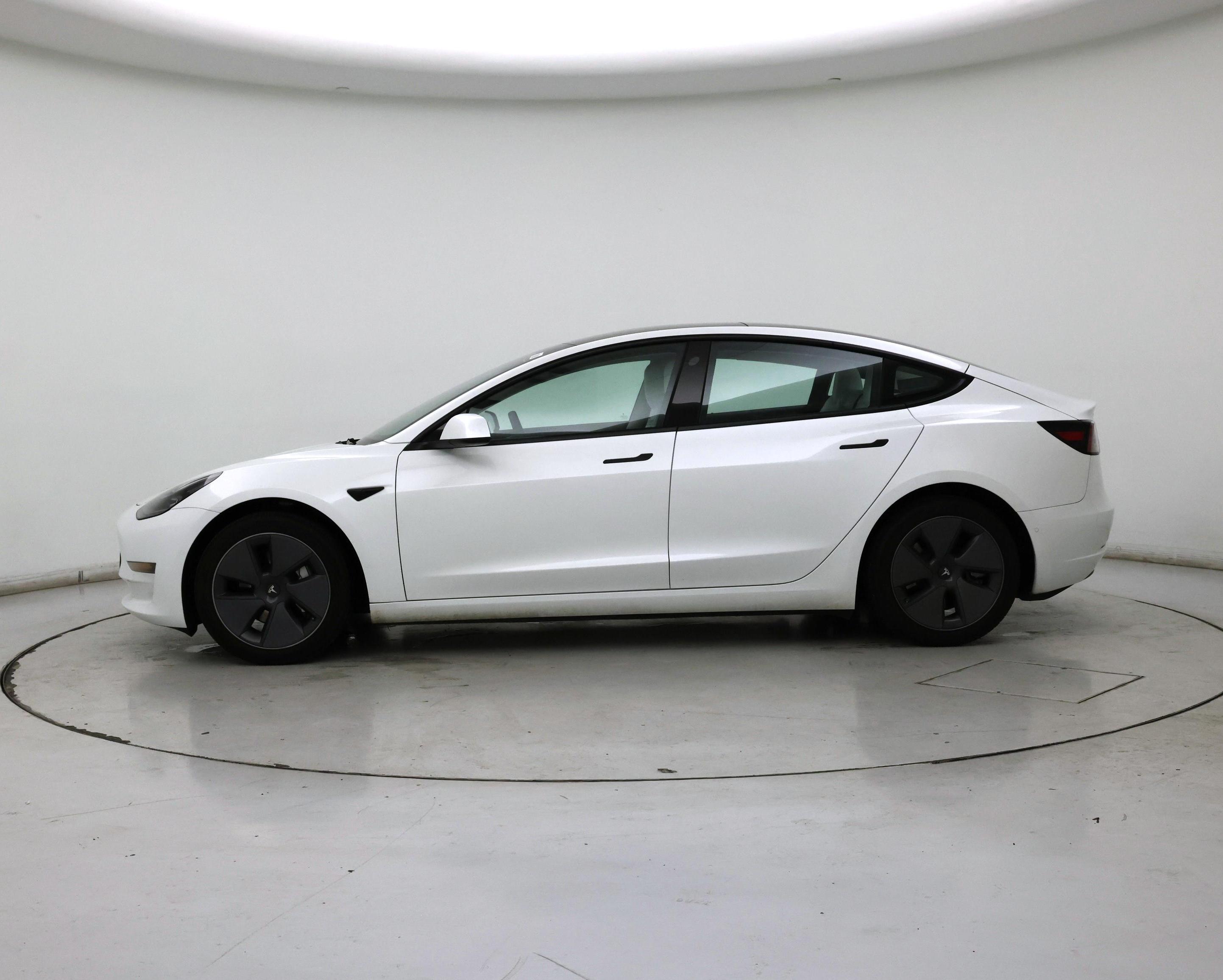 Thumbnail: 2022 Tesla Model 3 - 3