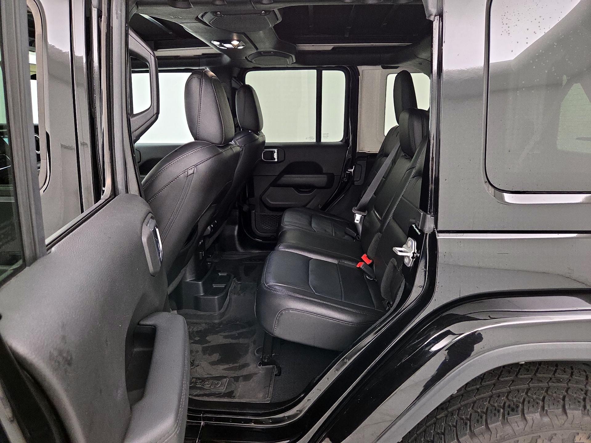 Thumbnail: 2023 Jeep Wrangler - 20
