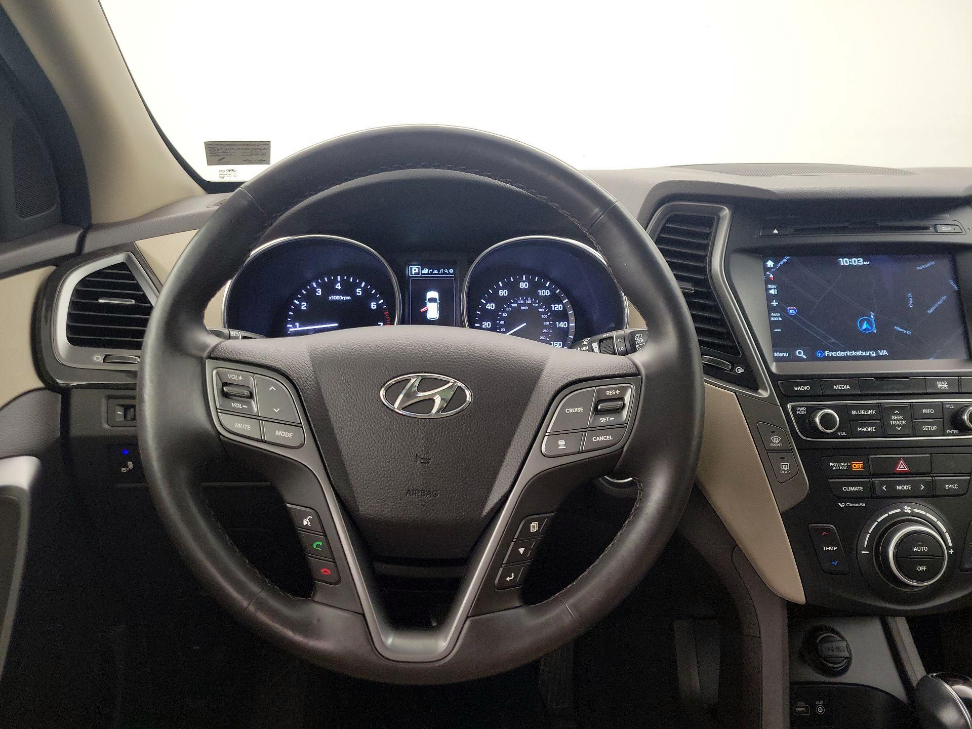 Thumbnail: 2017 Hyundai Santa Fe - 10