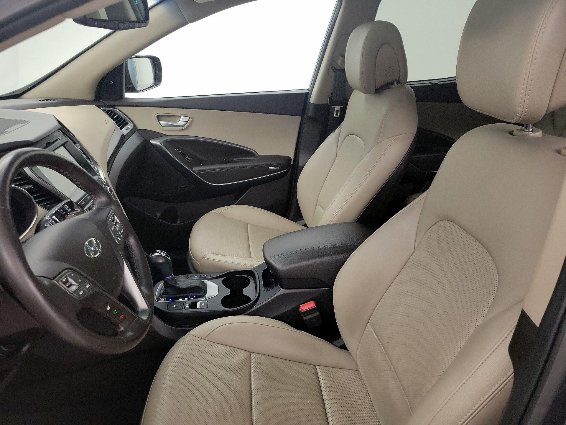 Thumbnail: 2017 Hyundai Santa Fe - 11