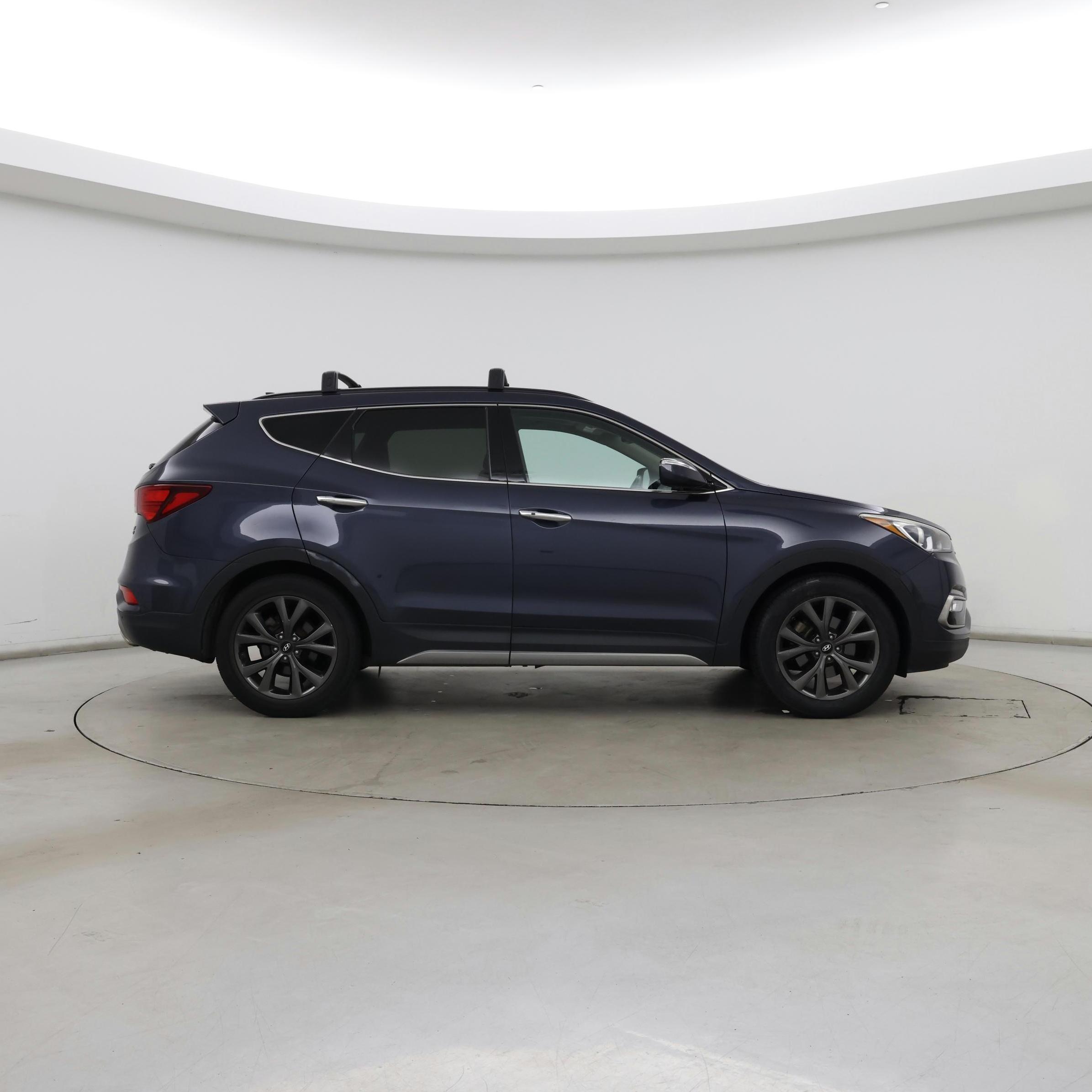 Thumbnail: 2017 Hyundai Santa Fe - 7