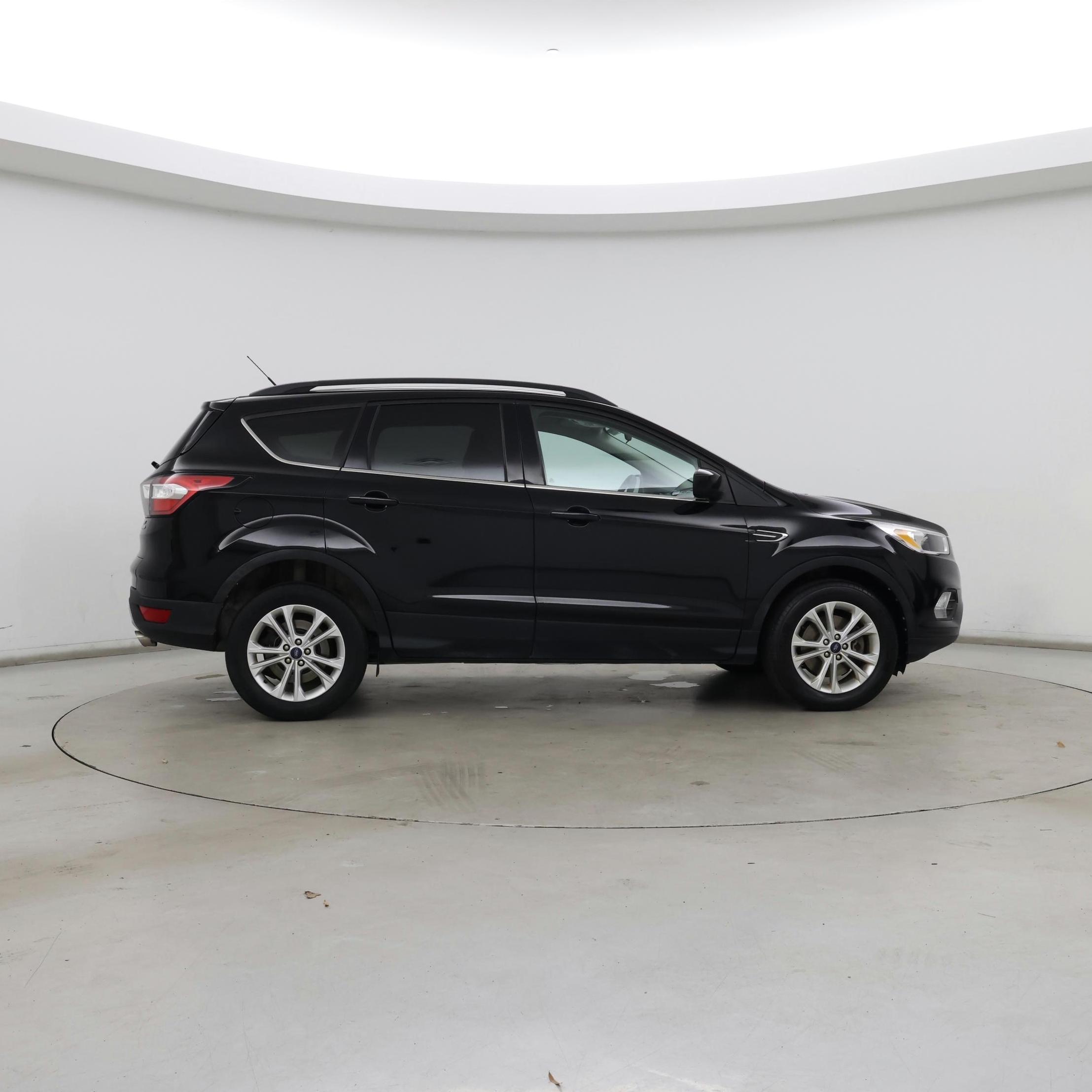 Thumbnail: 2018 Ford Escape - 7
