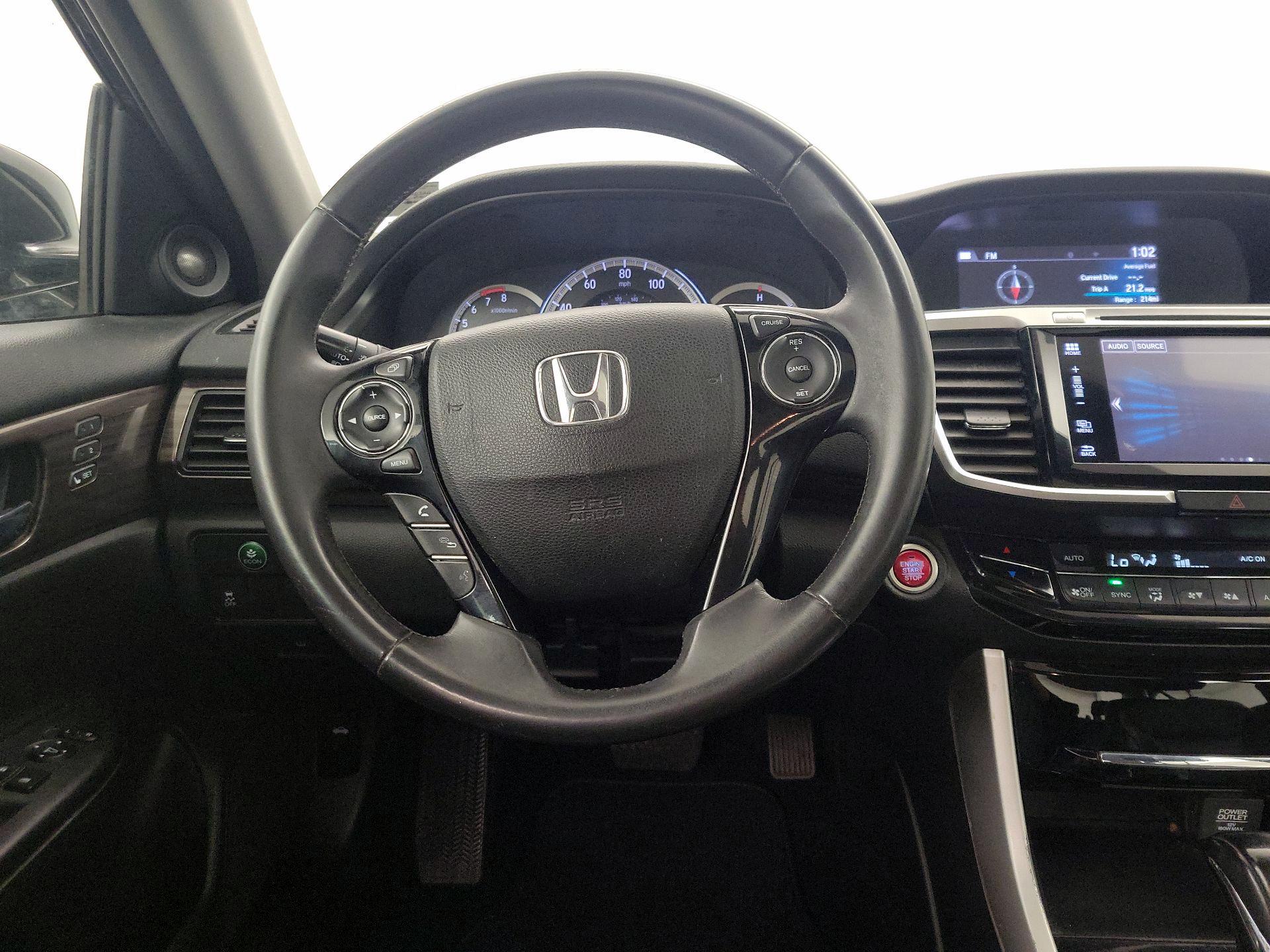 Thumbnail: 2017 Honda Accord - 10