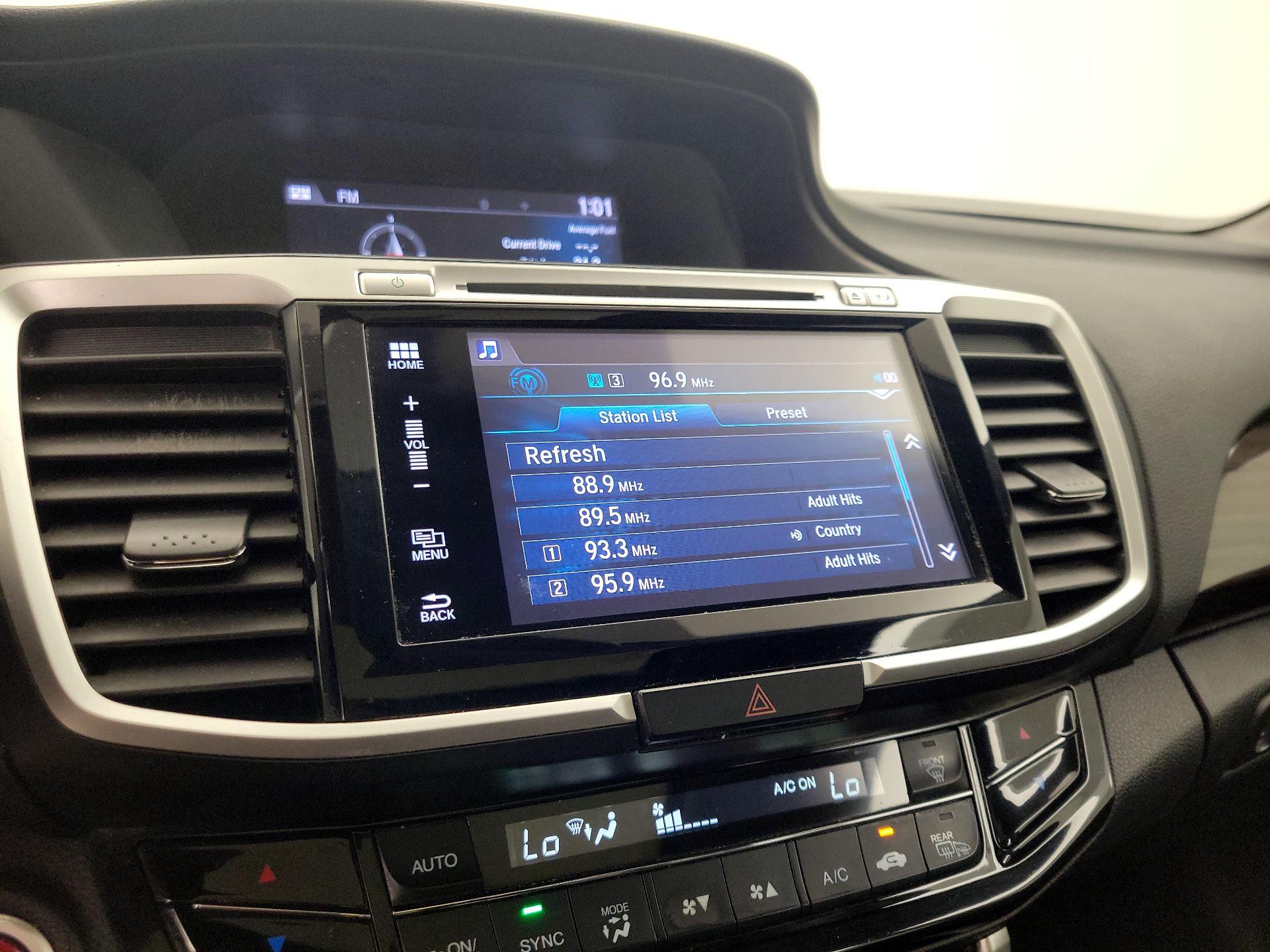 Thumbnail: 2017 Honda Accord - 15