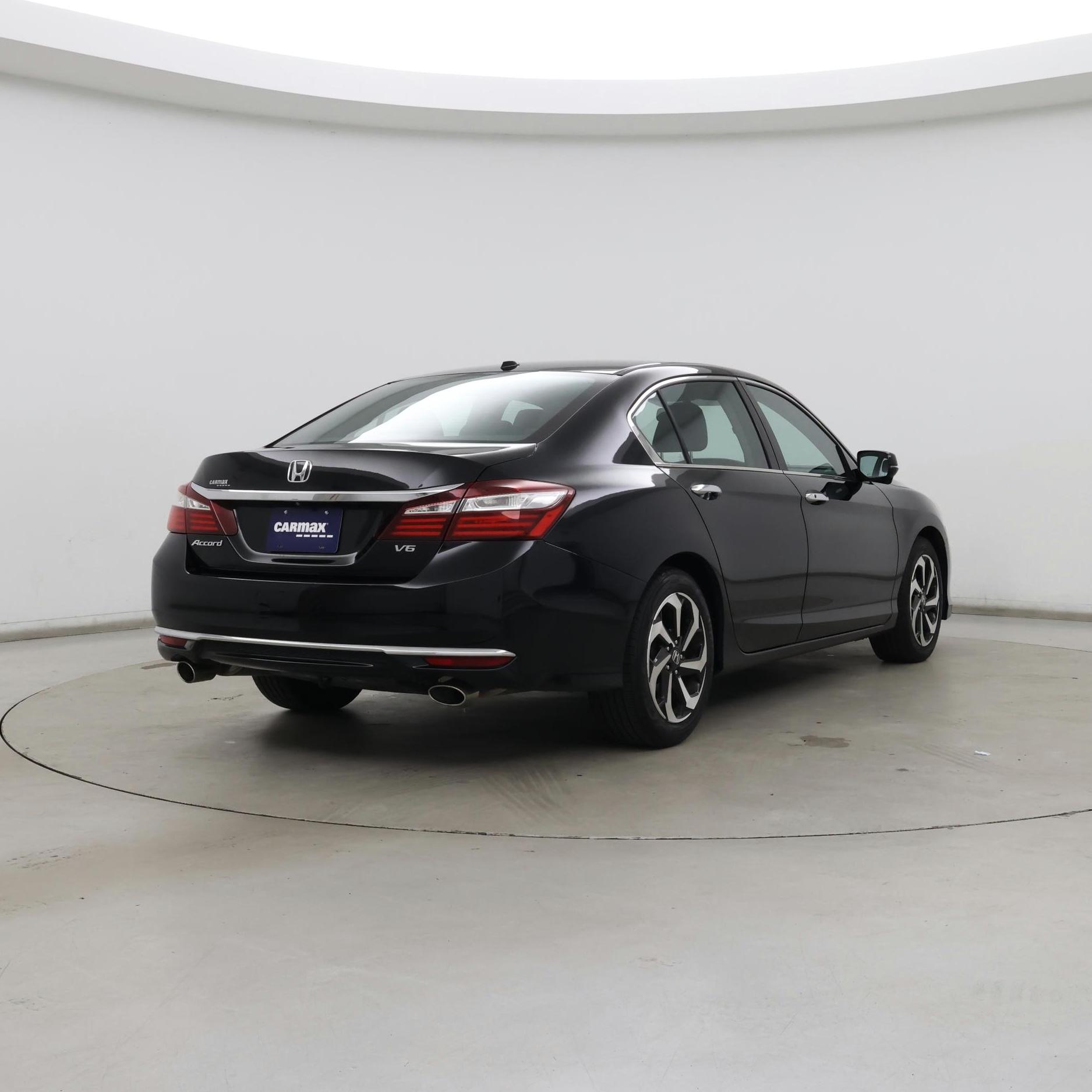 Thumbnail: 2017 Honda Accord - 8